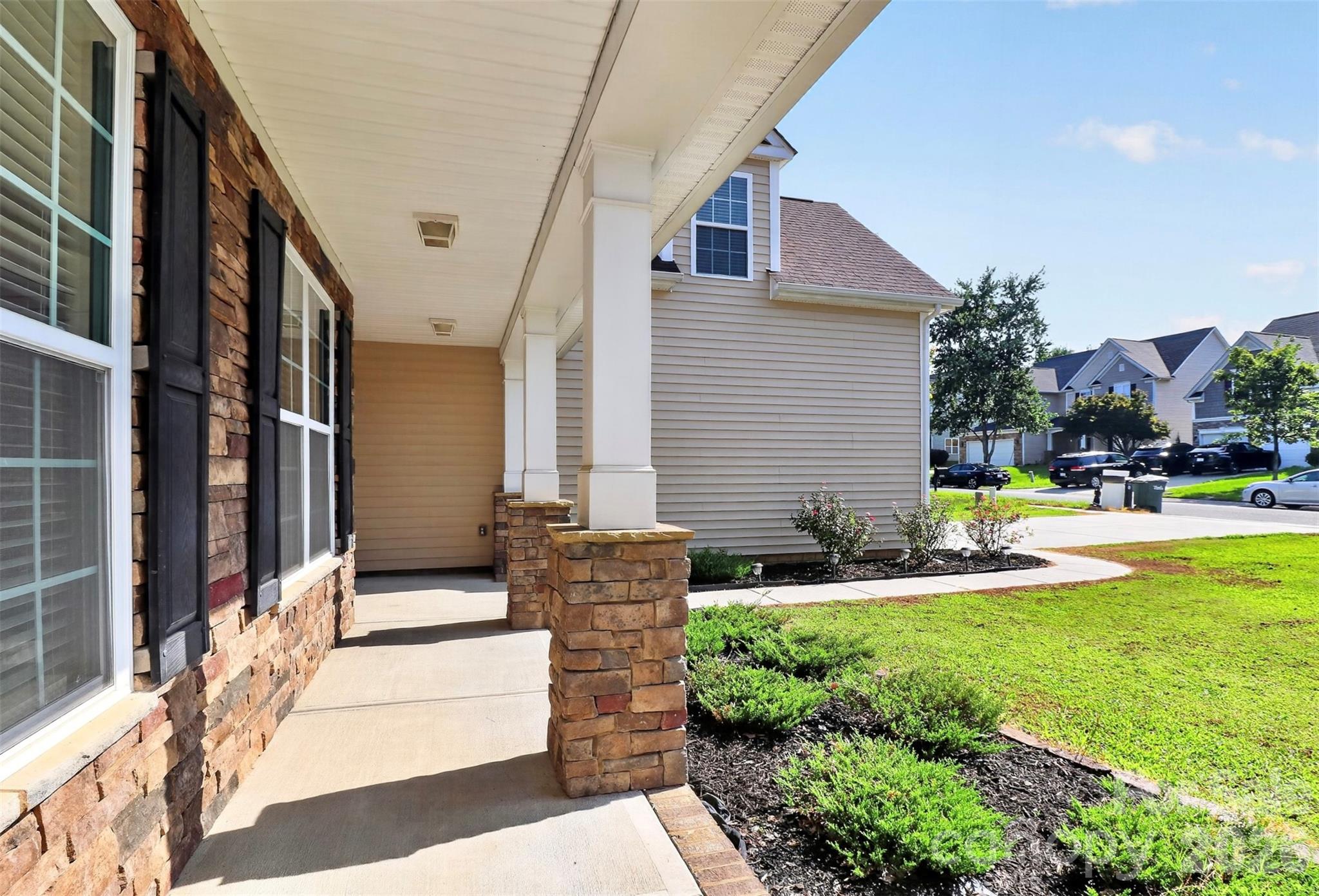 1577 Bay Meadows Avenue NW — Concord