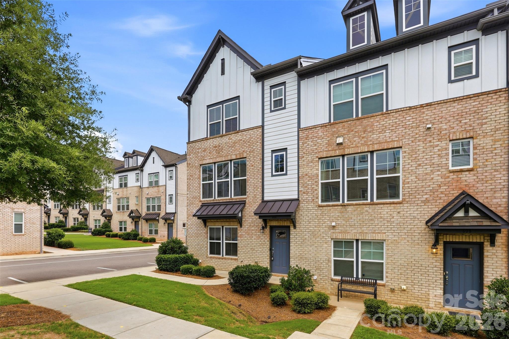 604 Tudor Park Way — Charlotte