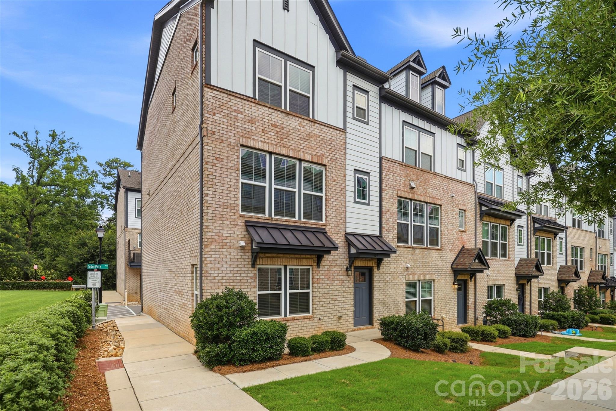 604 Tudor Park Way — Charlotte