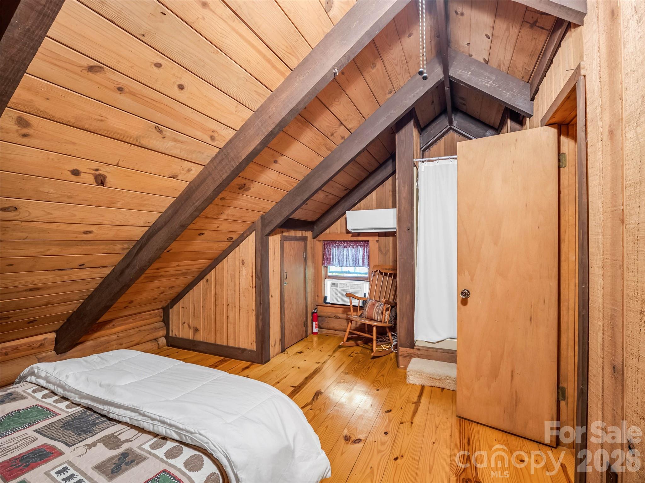286 Harris Road — Lake Lure
