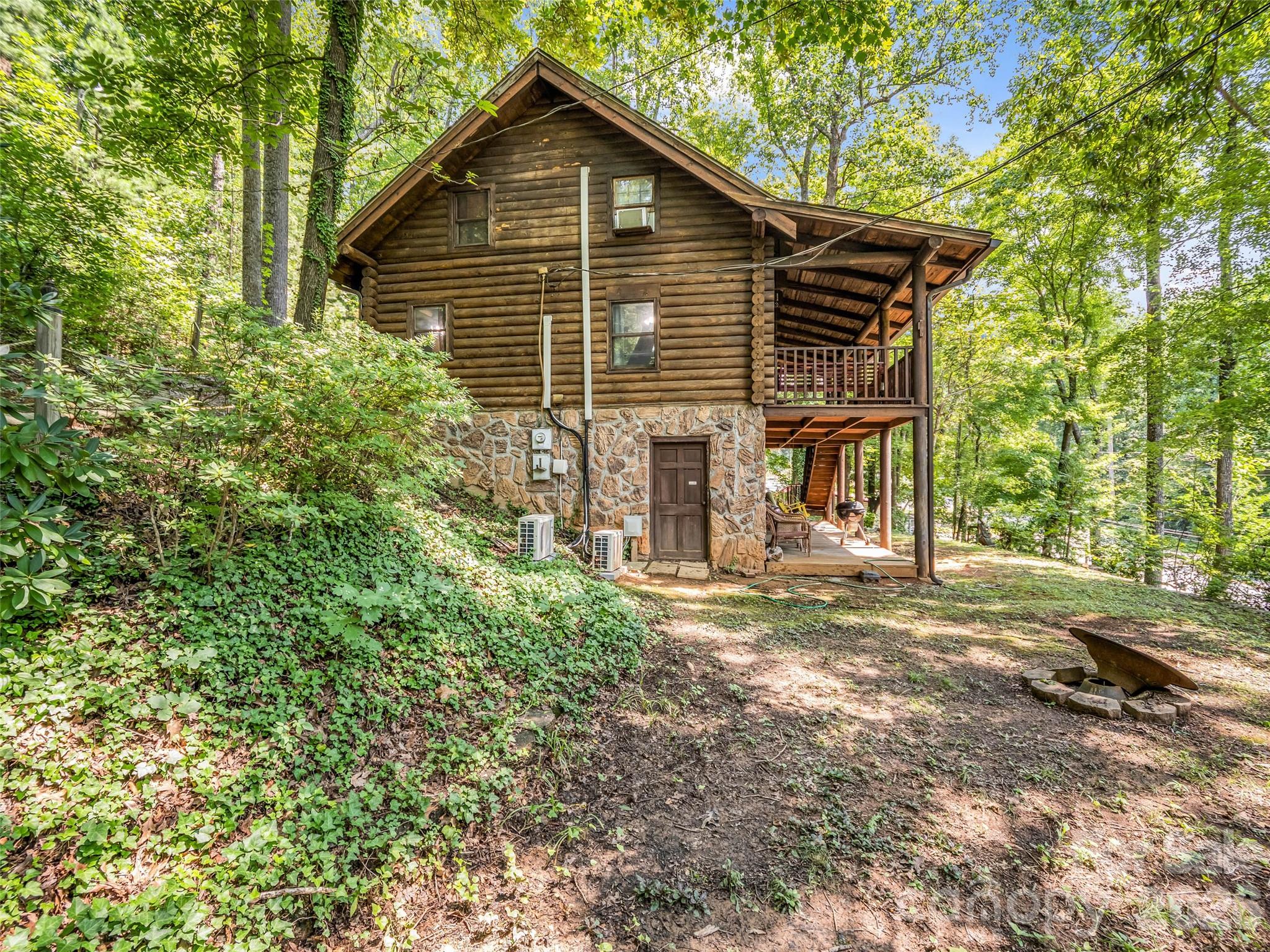 286 Harris Road — Lake Lure