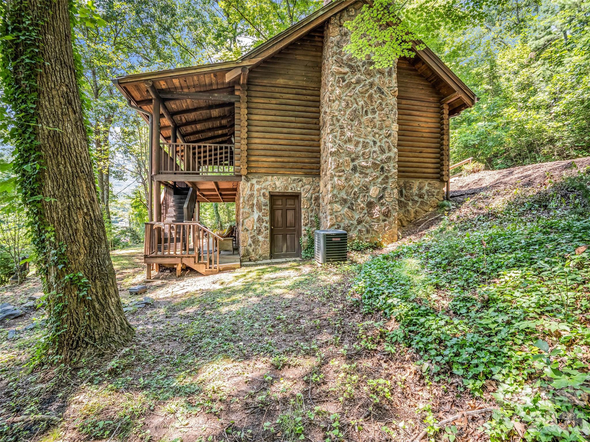 286 Harris Road — Lake Lure