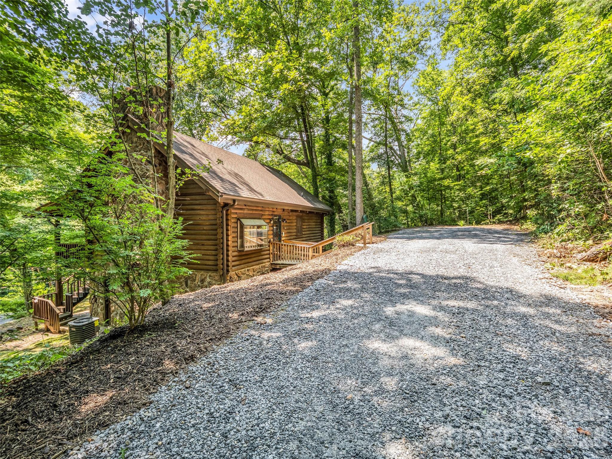 286 Harris Road — Lake Lure