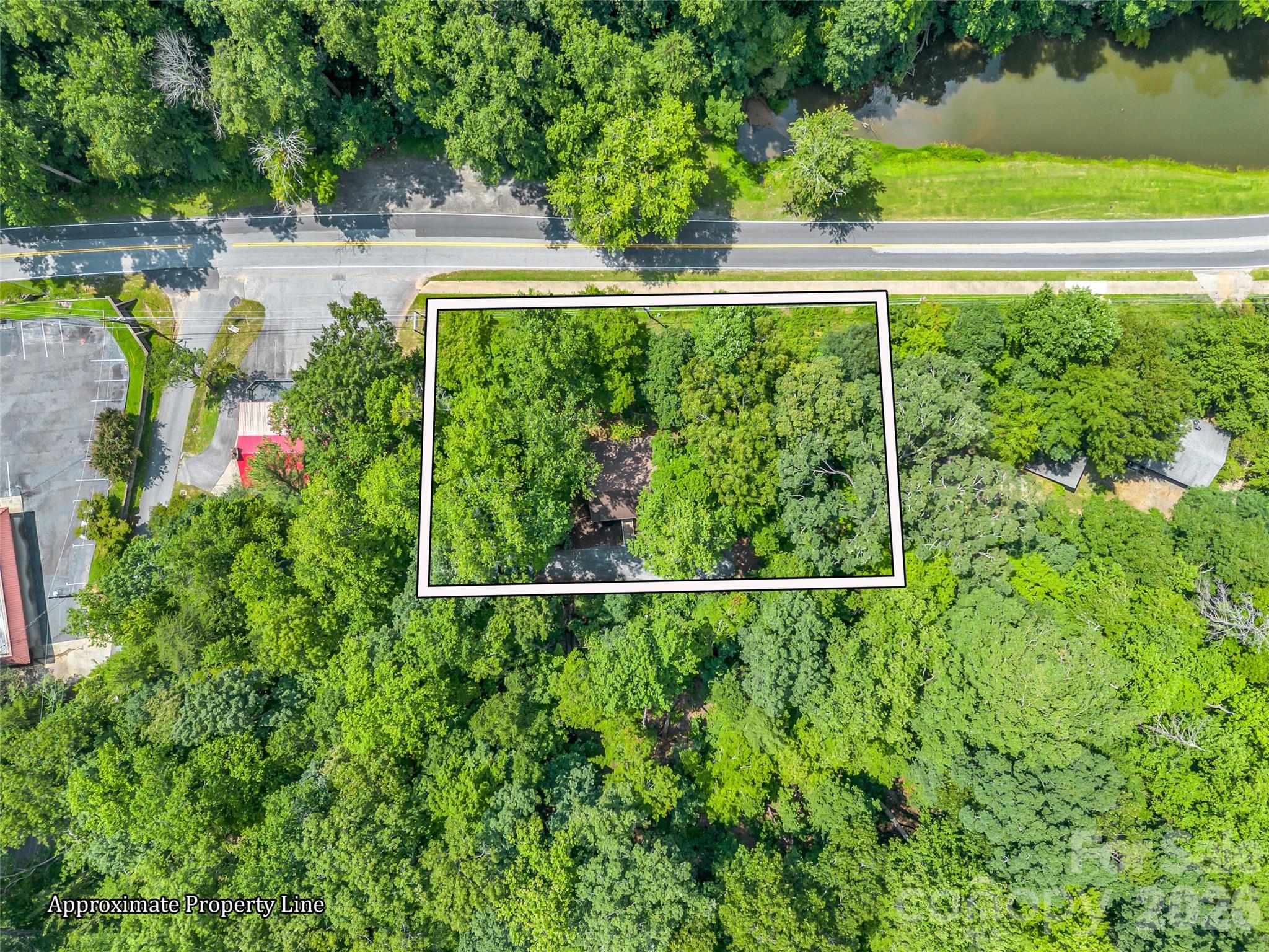 286 Harris Road — Lake Lure