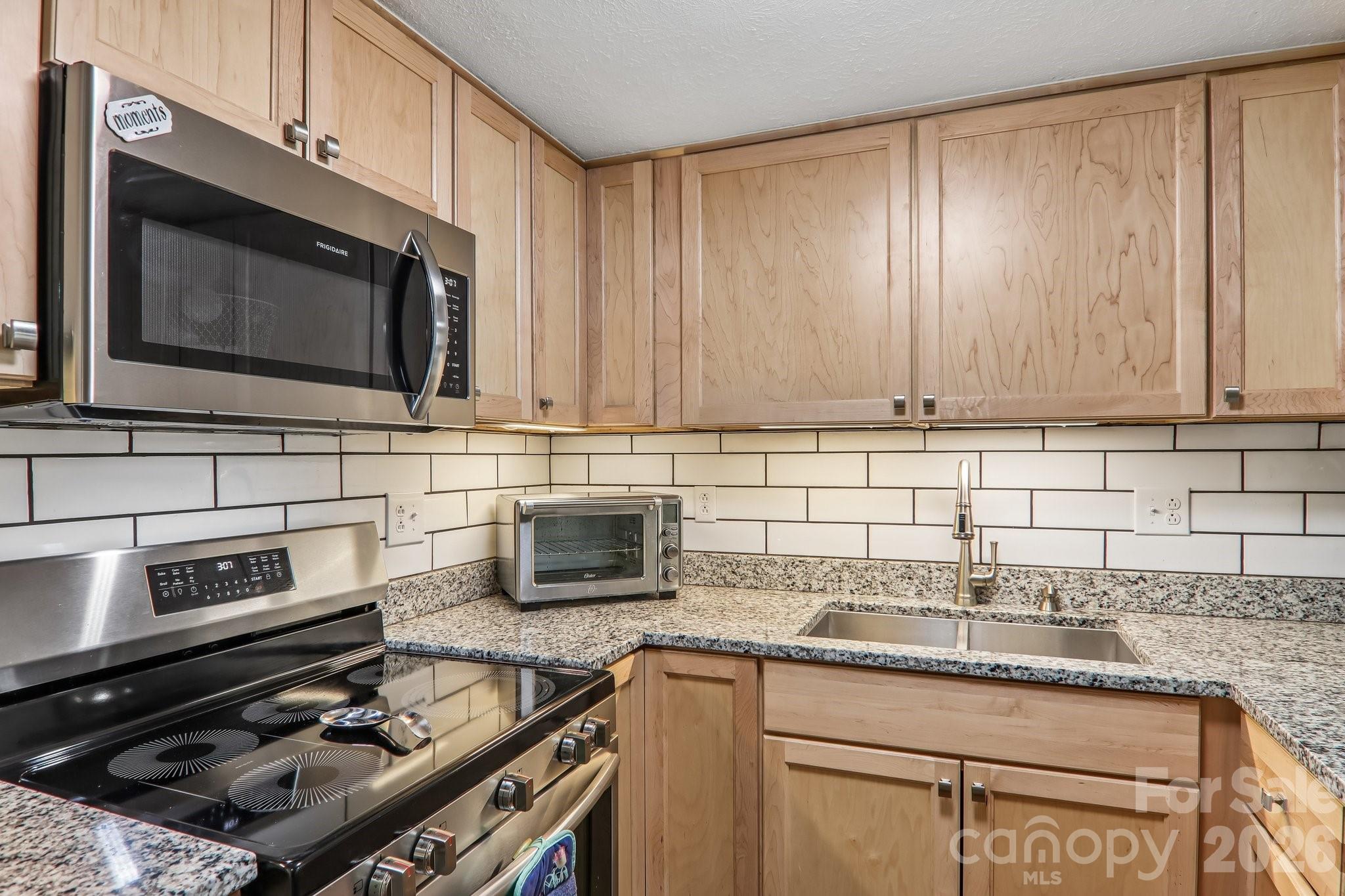 70 Ninevah Road — Waynesville