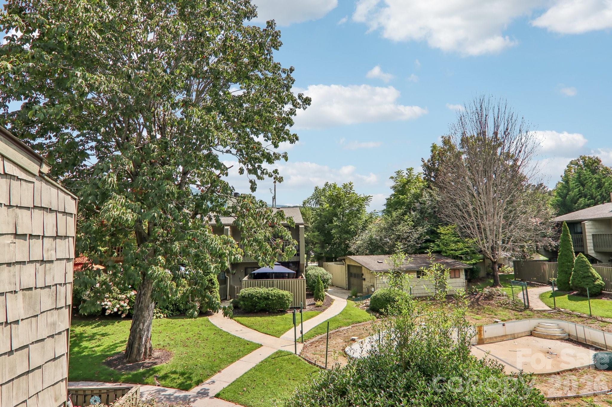 70 Ninevah Road — Waynesville