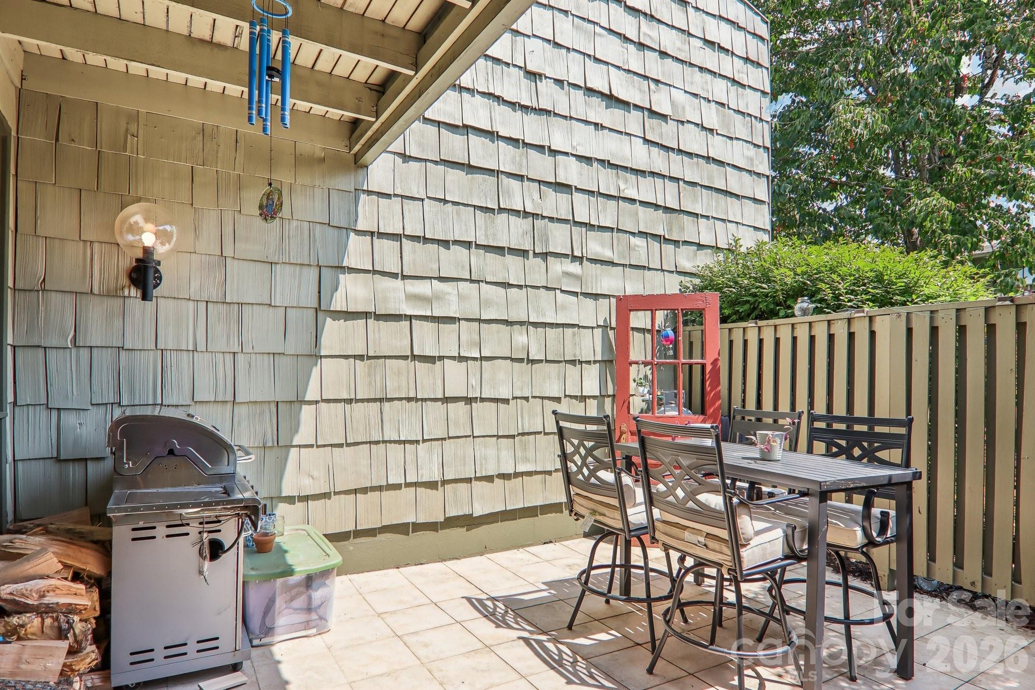 70 Ninevah Road — Waynesville