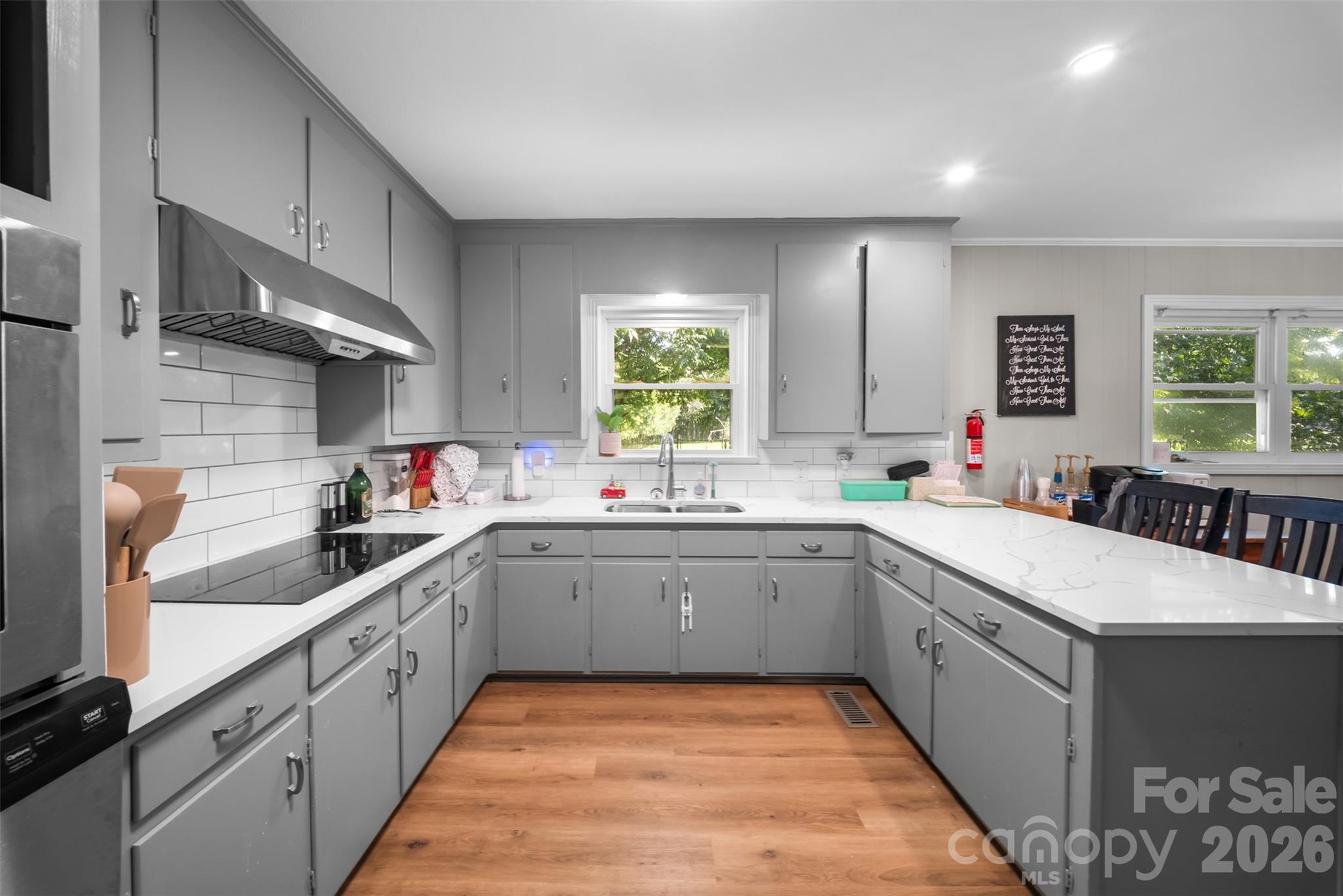 37631 Saw Mill Road — New London
