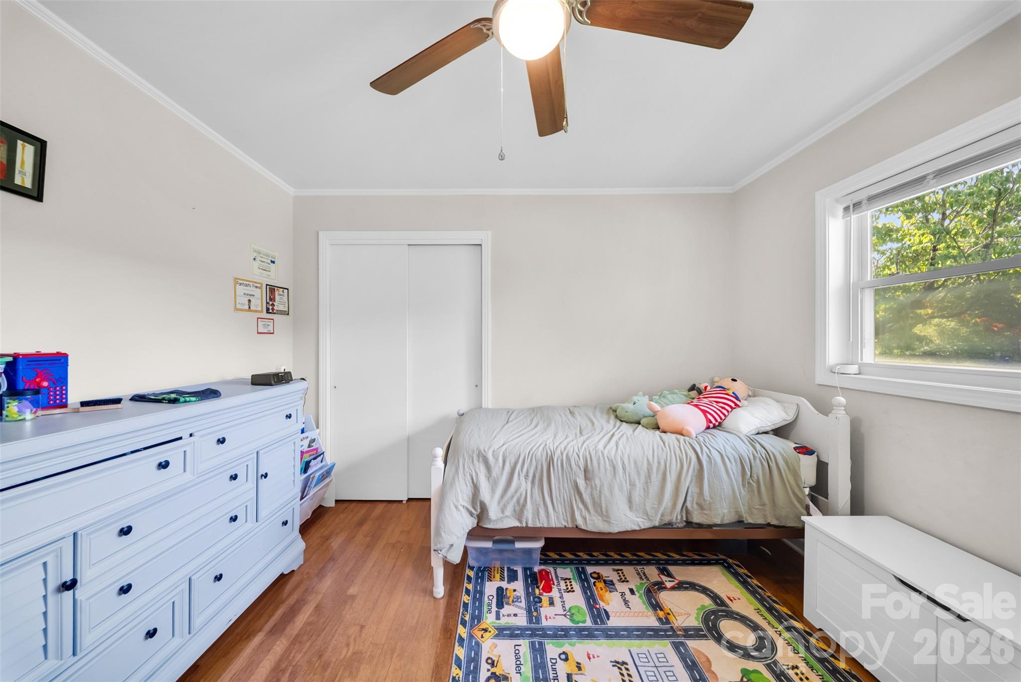 37631 Saw Mill Road — New London