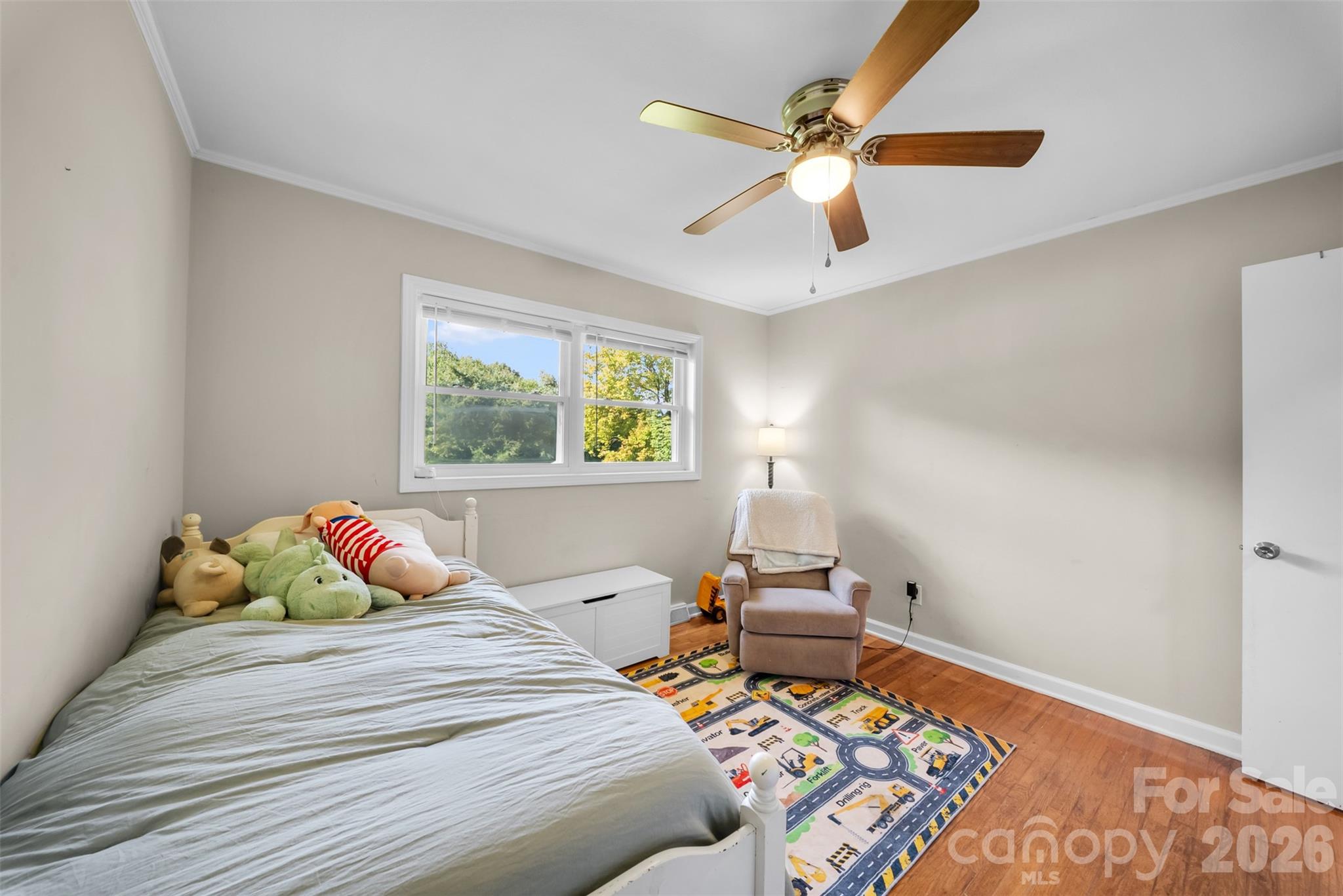 37631 Saw Mill Road — New London