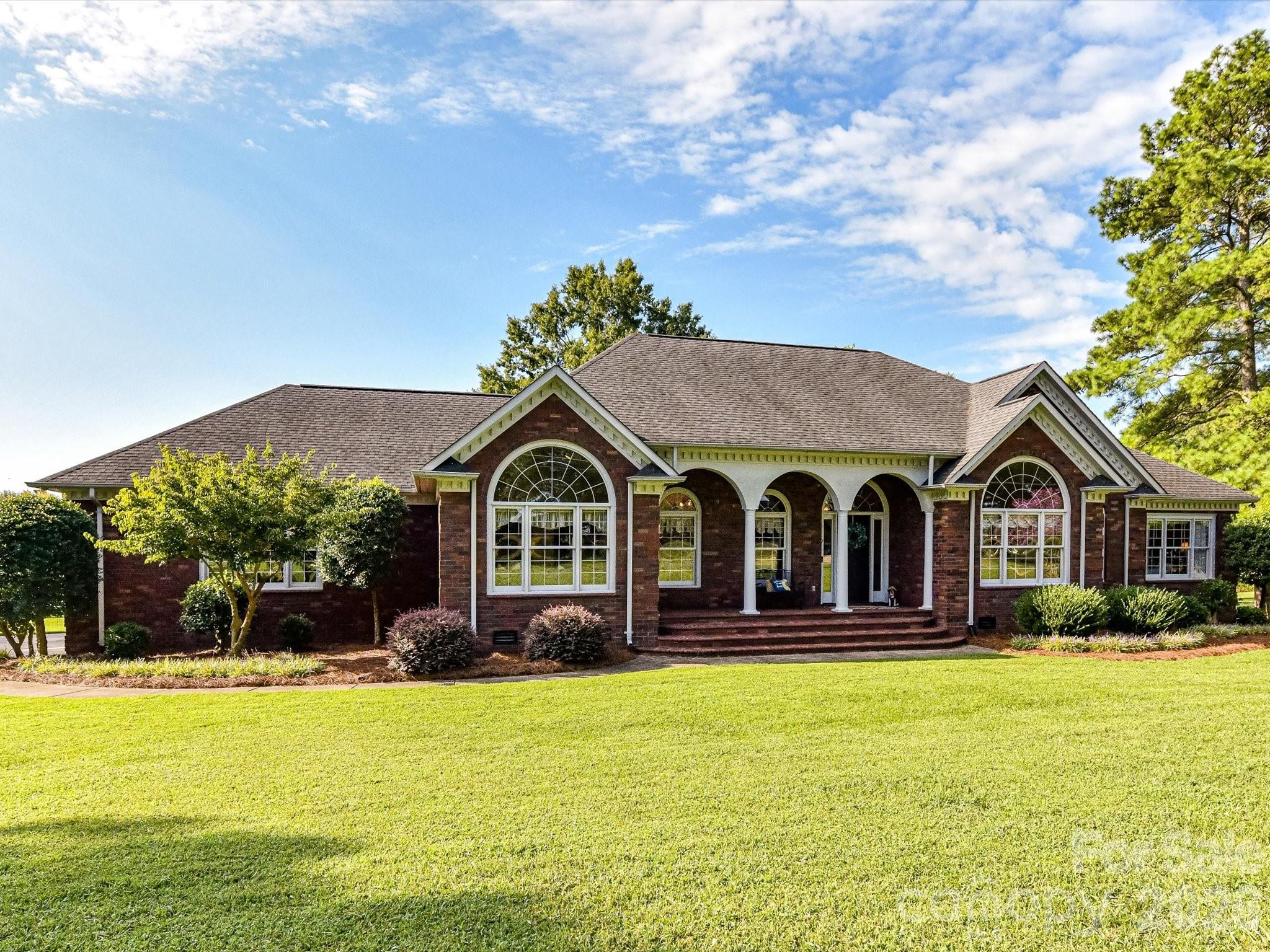 279 James Road — Oakboro