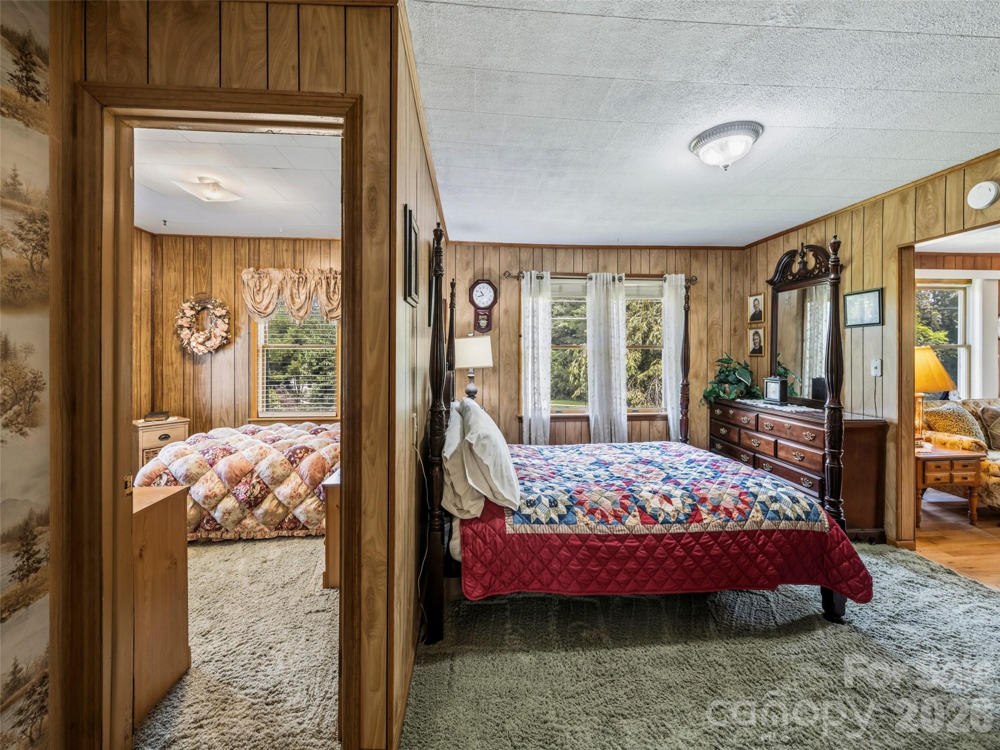 53 Salem Road — Weaverville