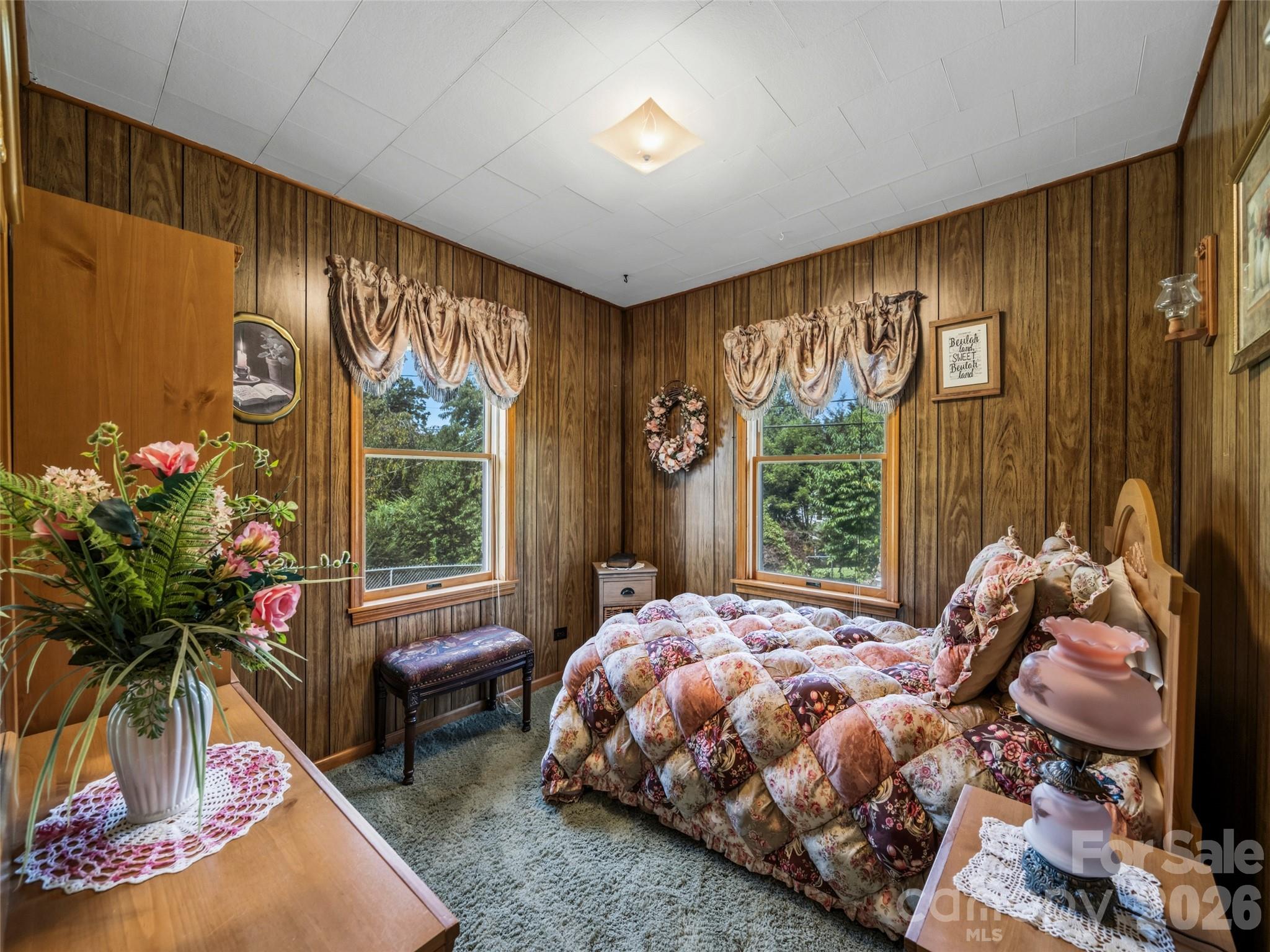 53 Salem Road — Weaverville