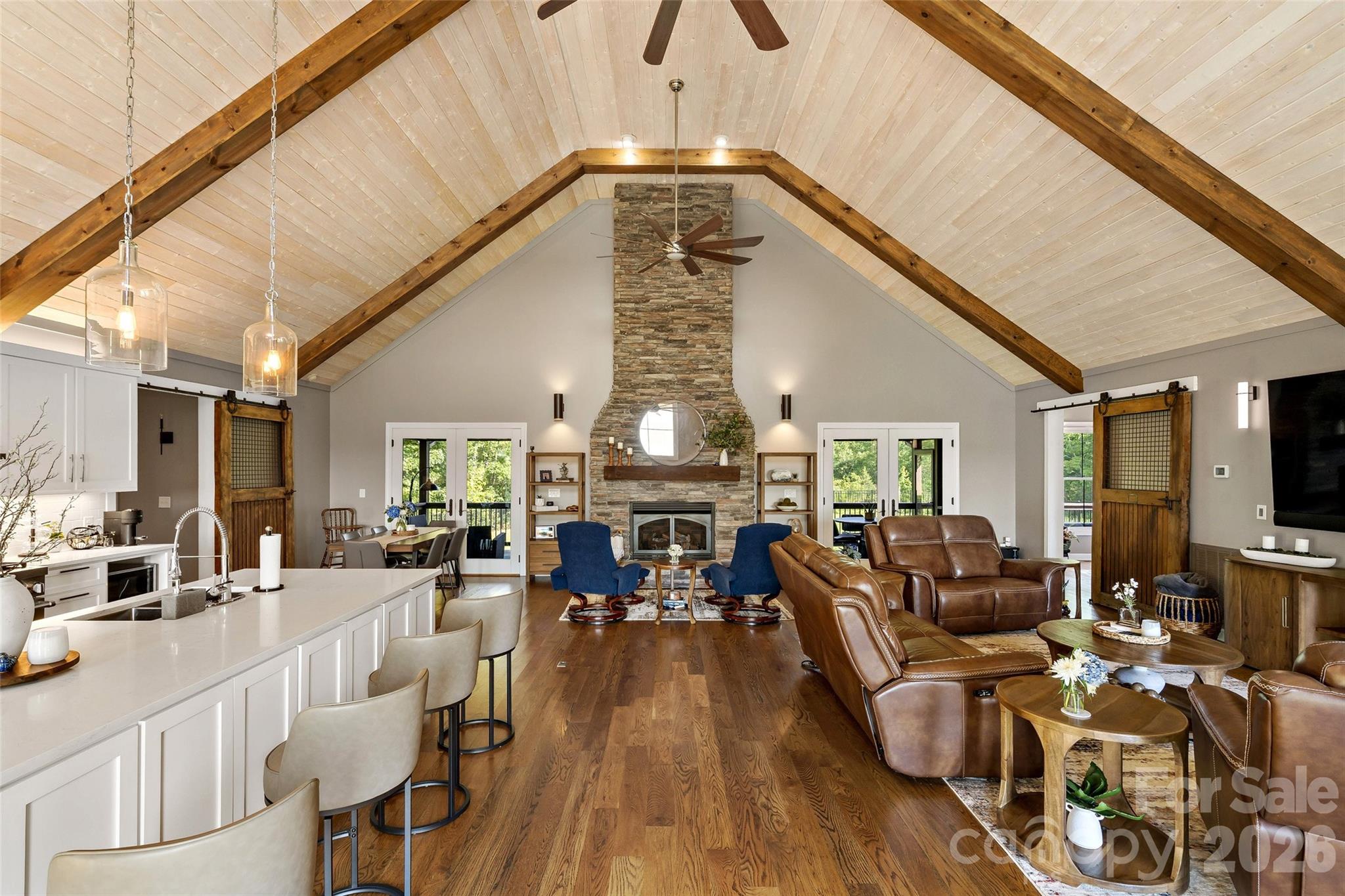 6521 Lake James Road — Marion
