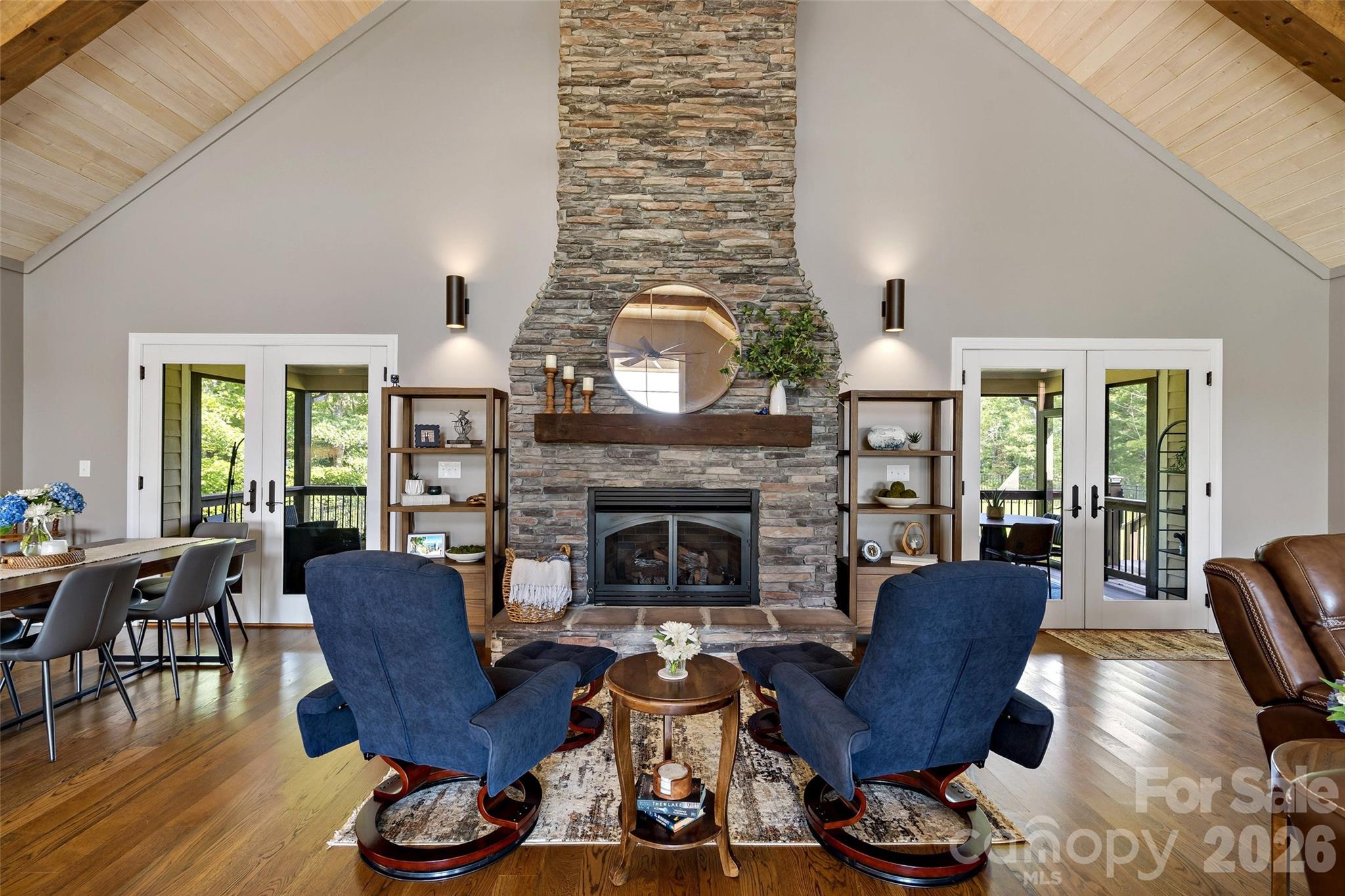 6521 Lake James Road — Marion