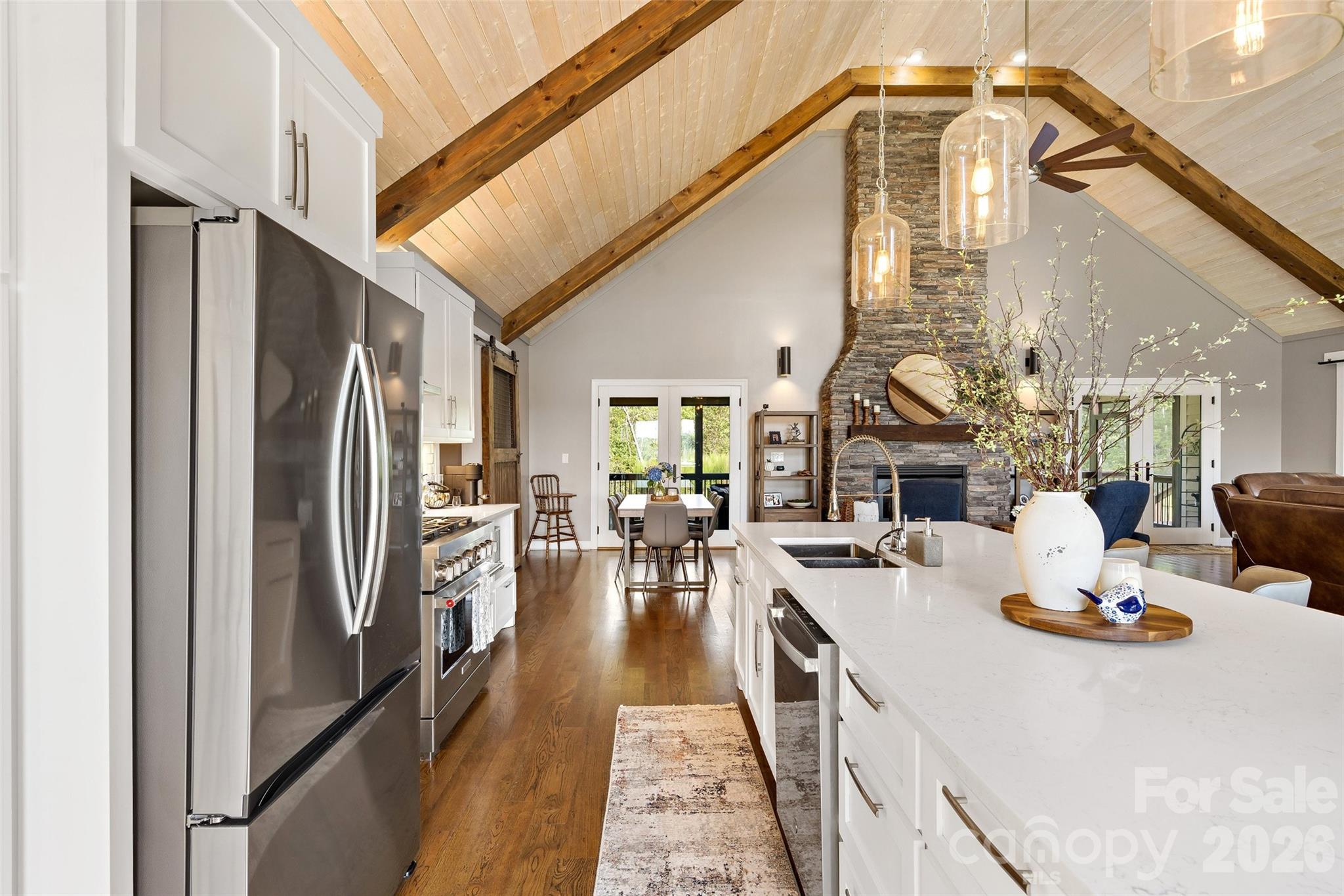 6521 Lake James Road — Marion