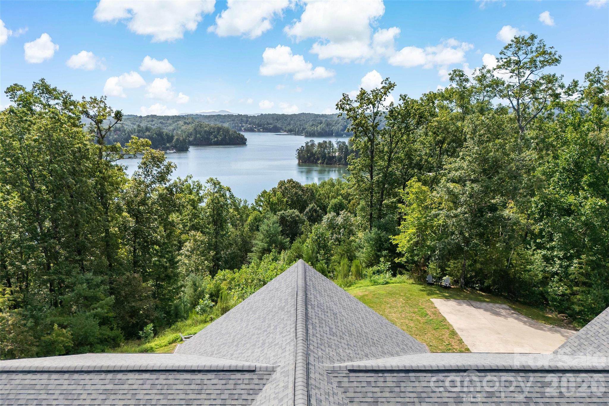 6521 Lake James Road — Marion