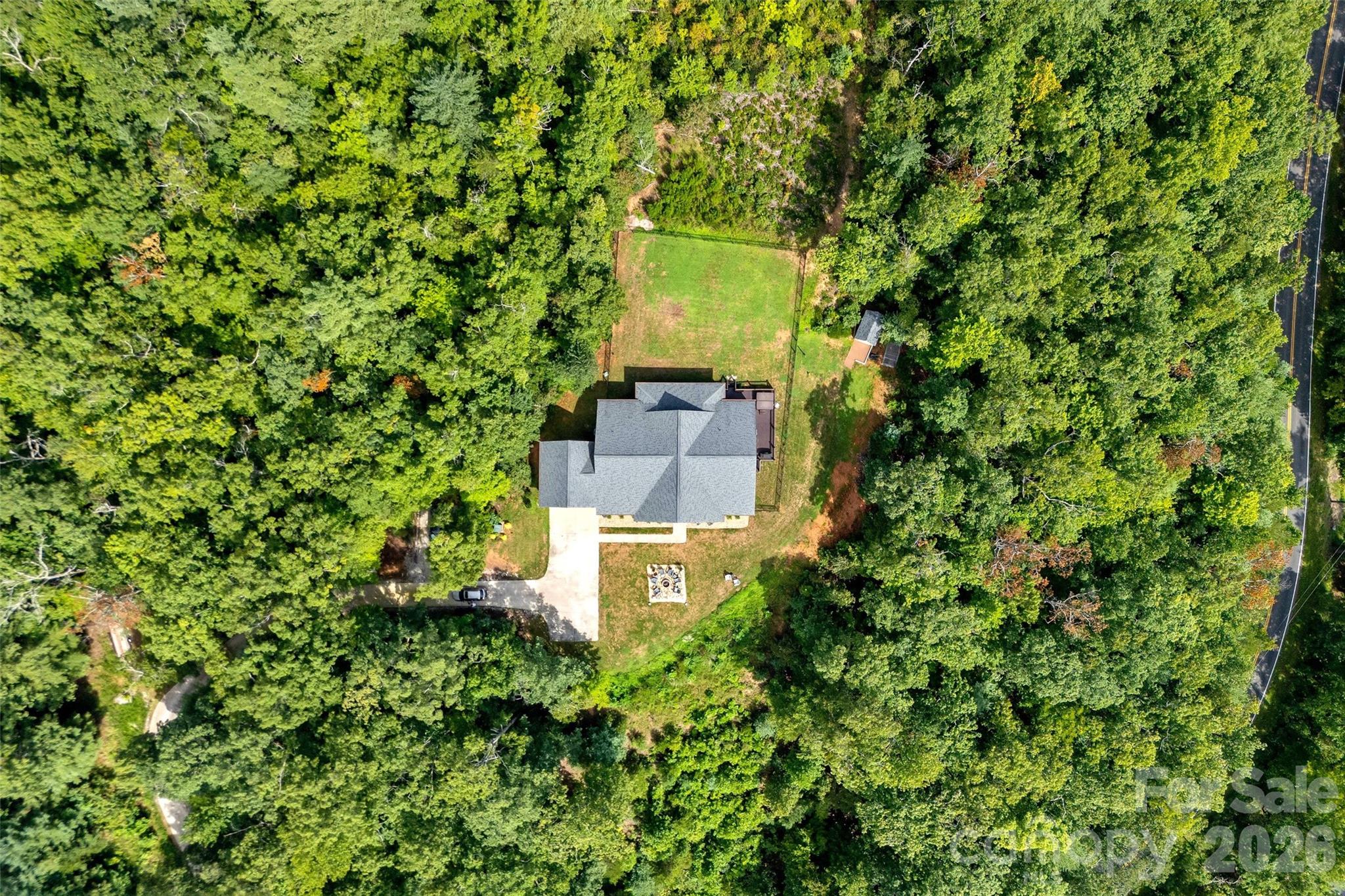6521 Lake James Road — Marion