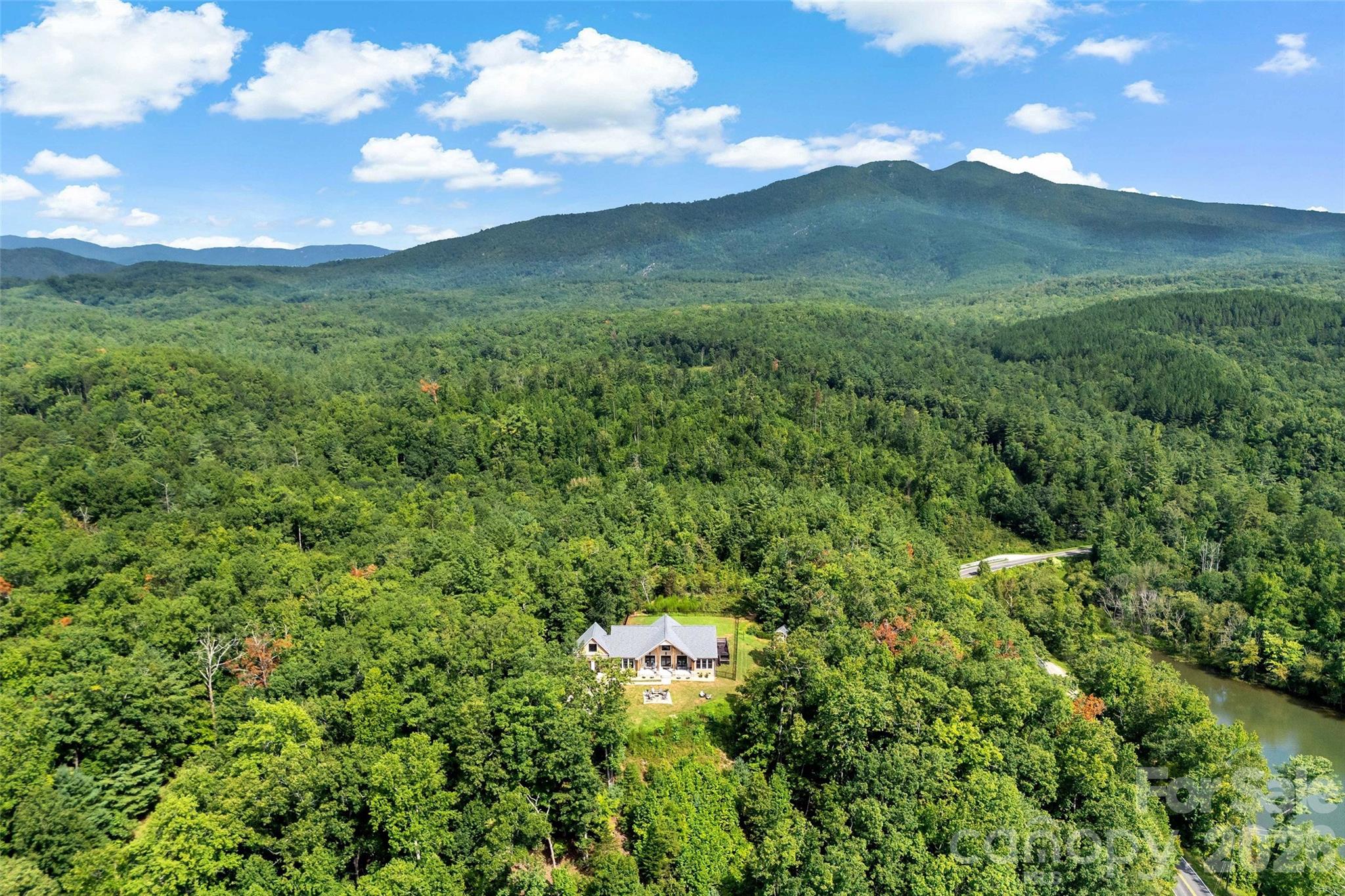 6521 Lake James Road — Marion