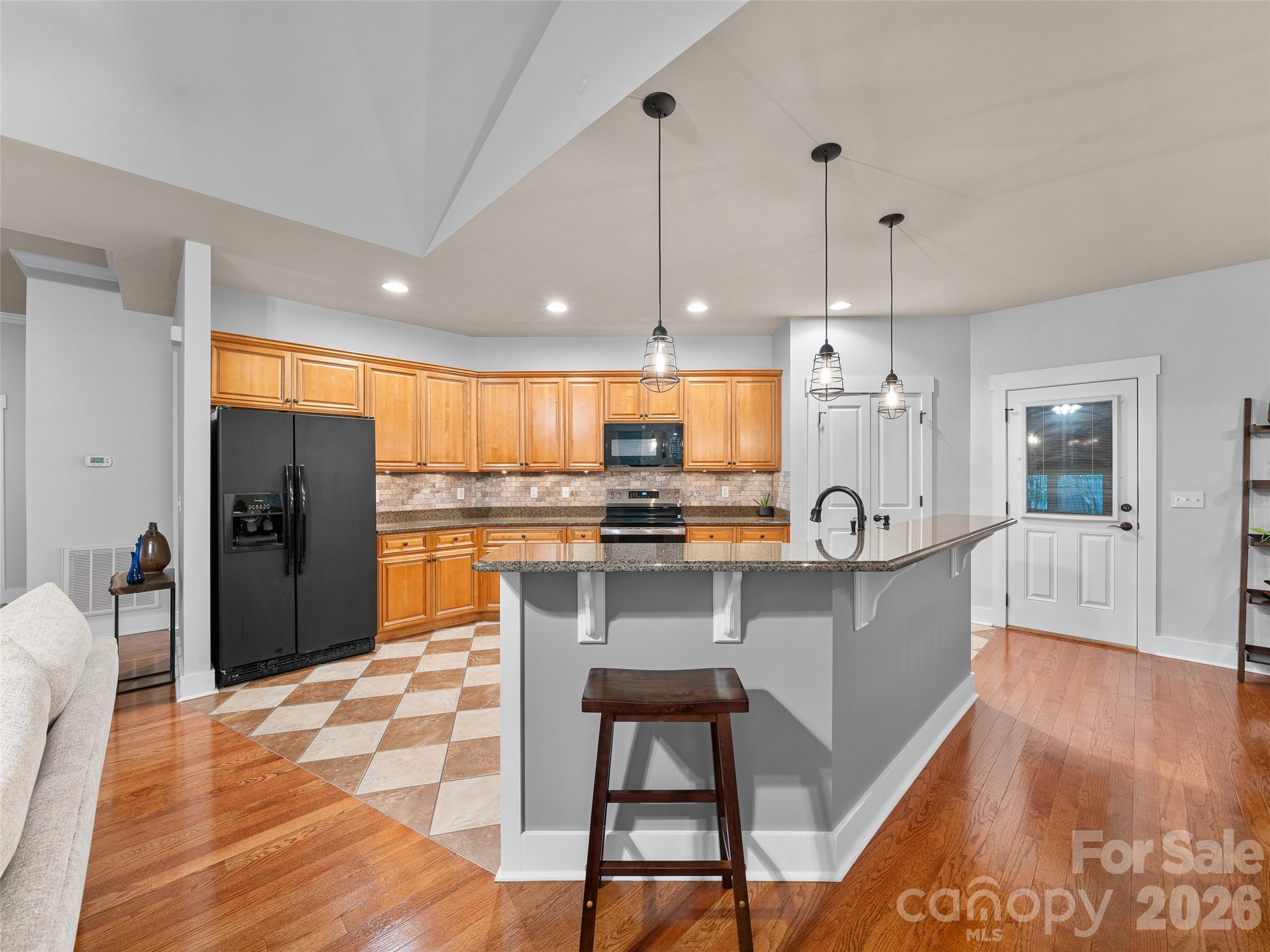 6 Oak Springs Drive — Arden