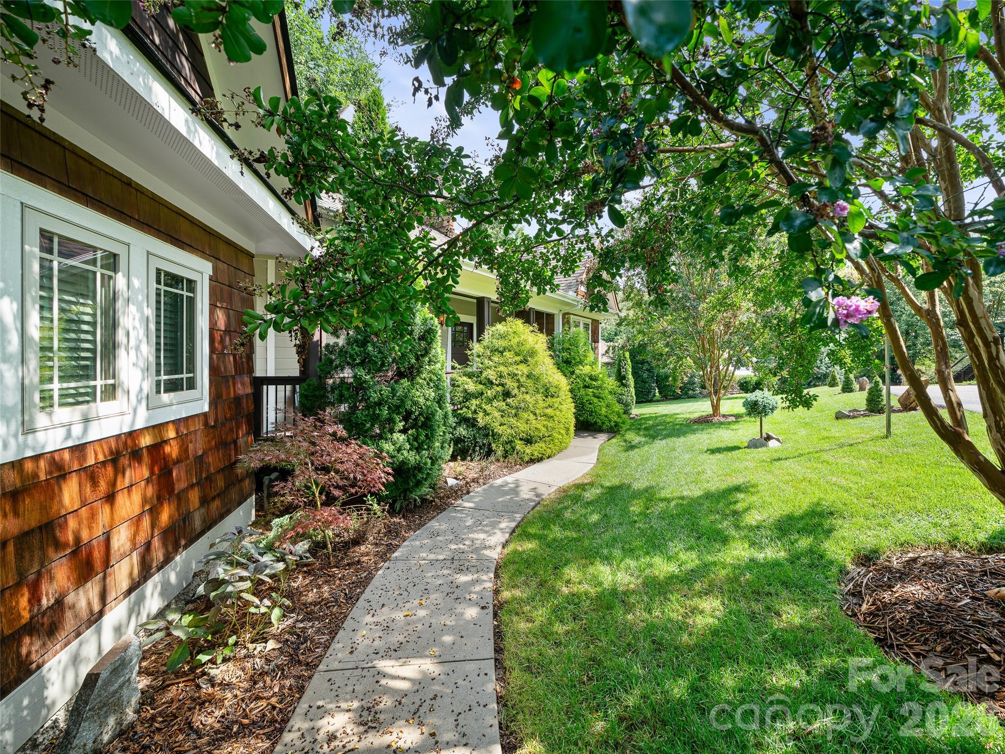 6 Oak Springs Drive — Arden