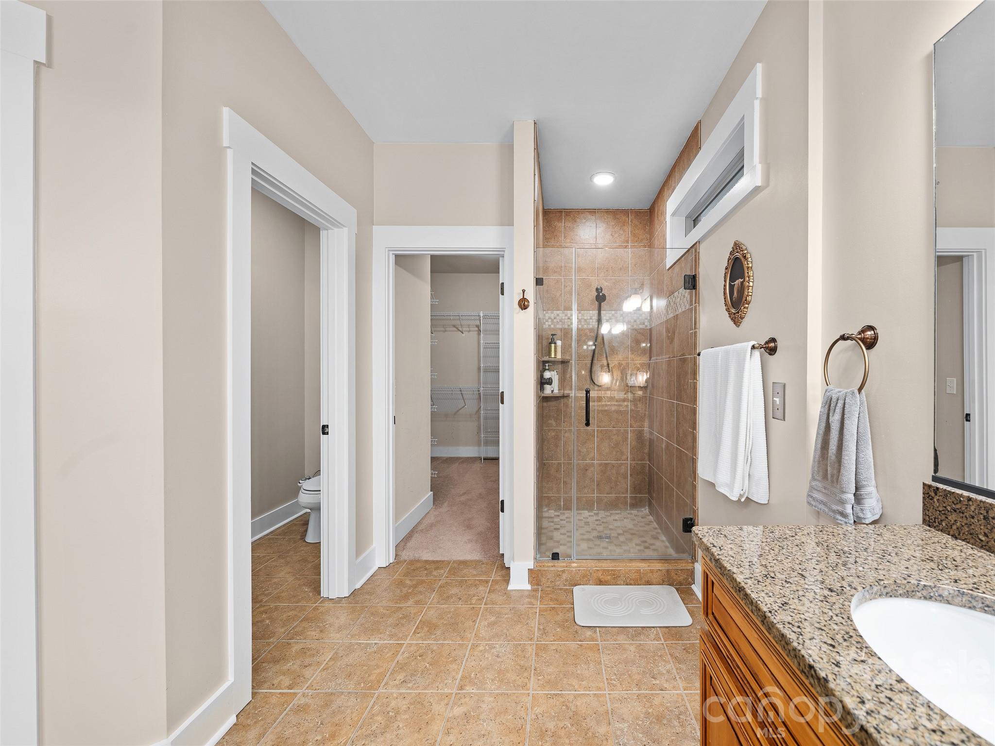 6 Oak Springs Drive — Arden