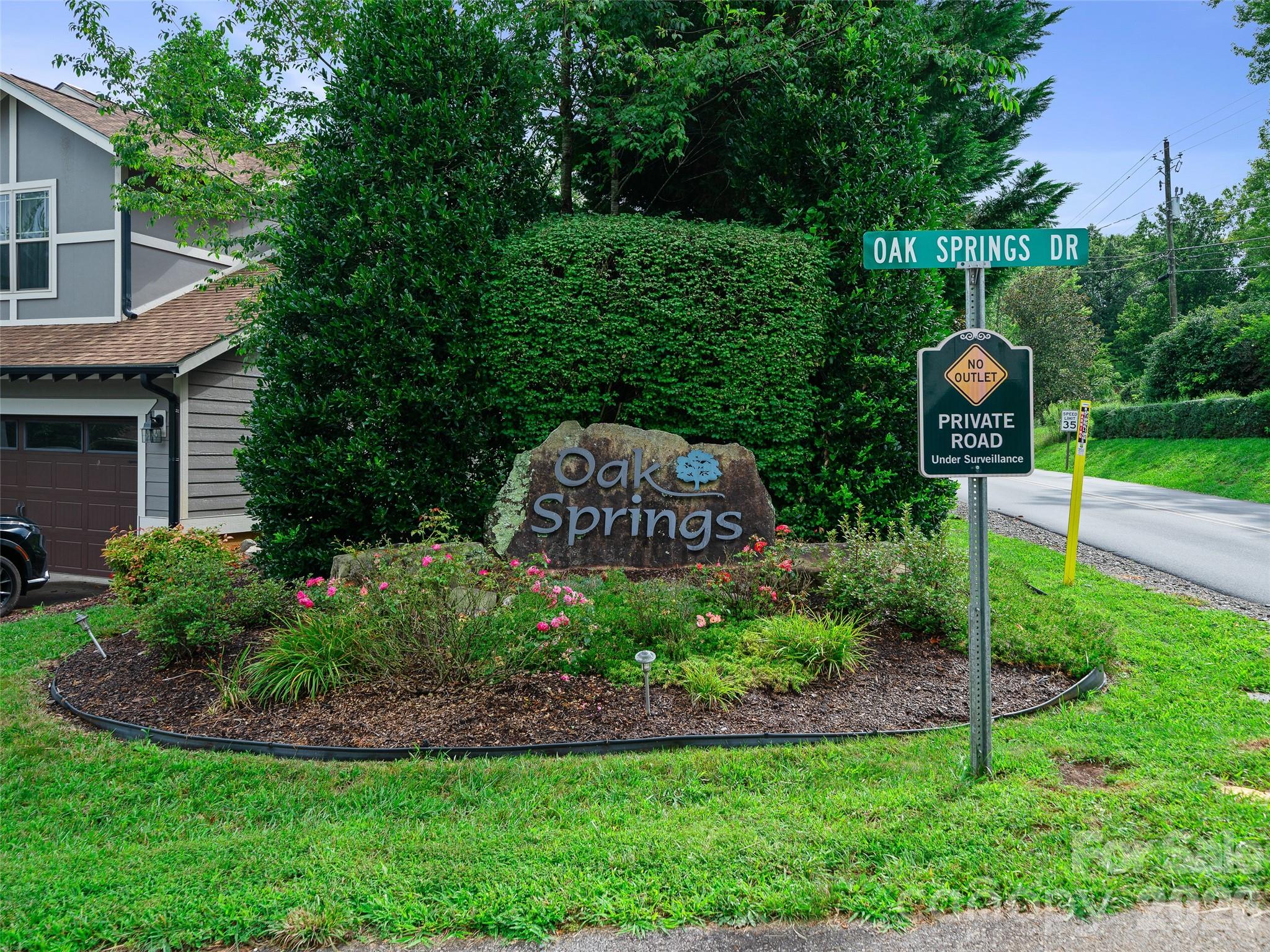 6 Oak Springs Drive — Arden