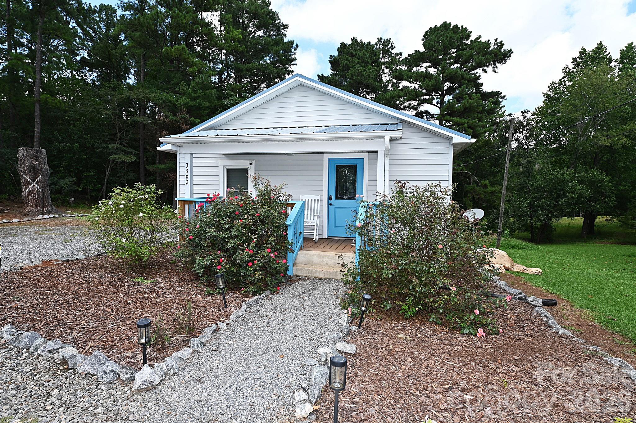 3392 Pearidge Road — Bostic