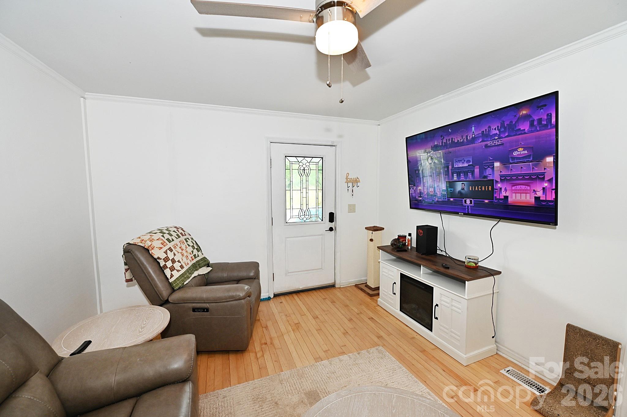 3392 Pearidge Road — Bostic