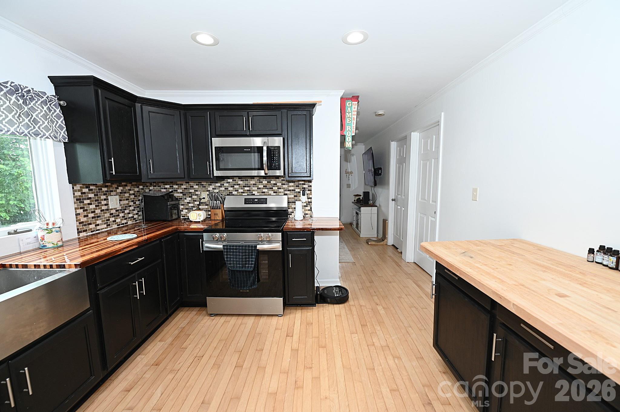 3392 Pearidge Road — Bostic