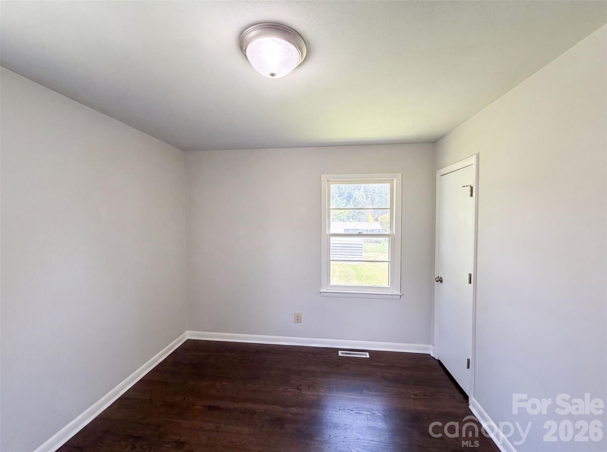 310 W Indiana Avenue — Bessemer City