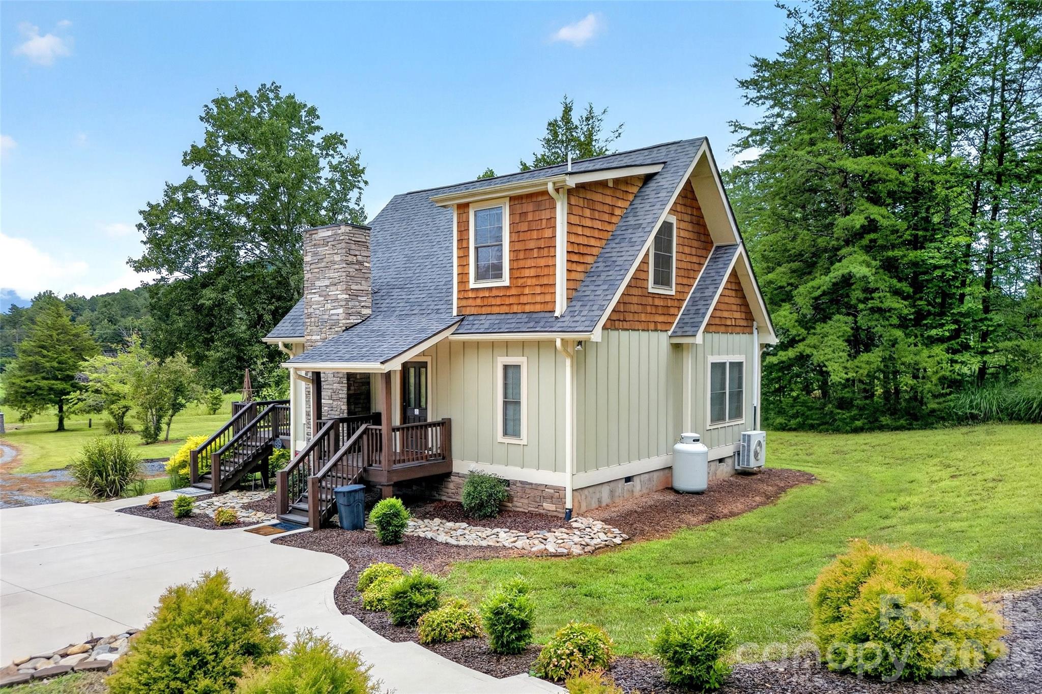 2428 Old Fort Sugar Hill Road — Old Fort
