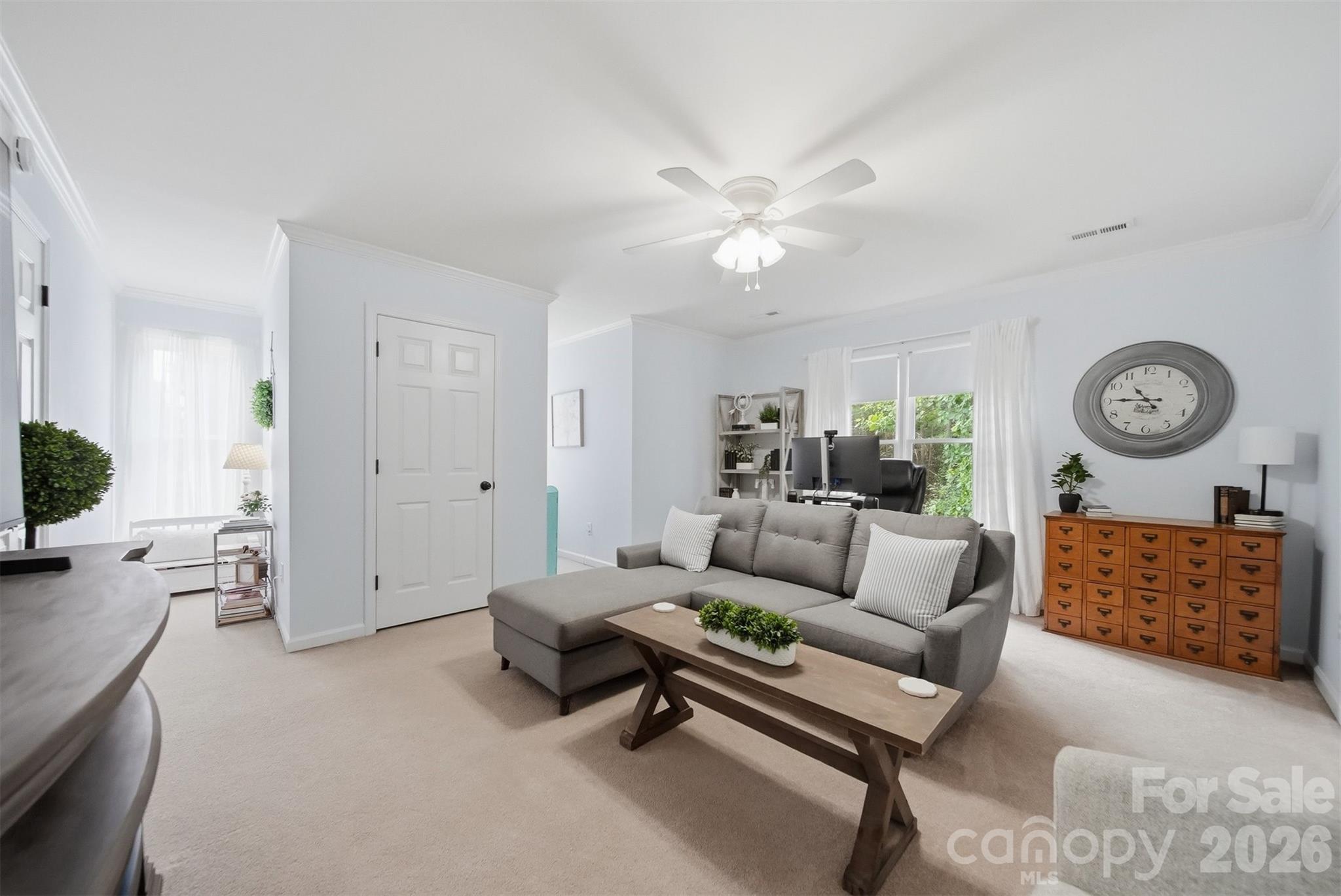 6253 Riviera Run Estates Drive — Hickory