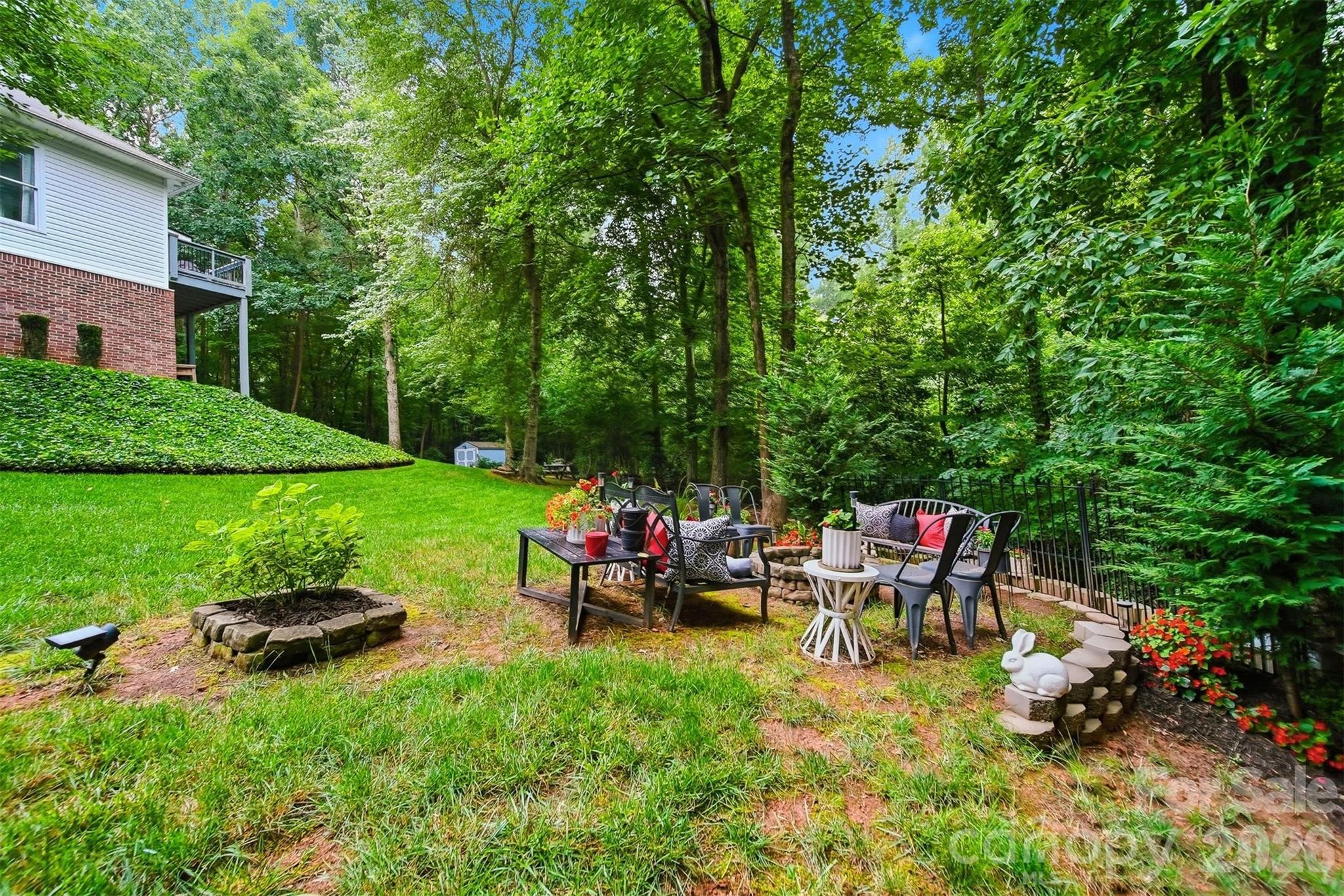 6253 Riviera Run Estates Drive — Hickory