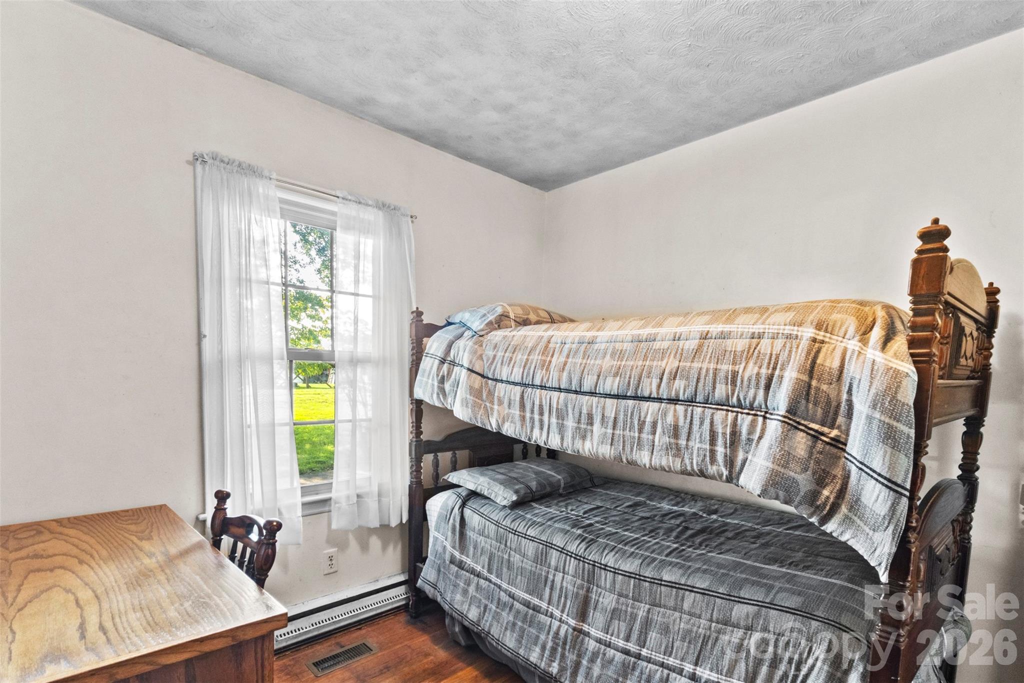 7804 Matthew Miller Road — Vale