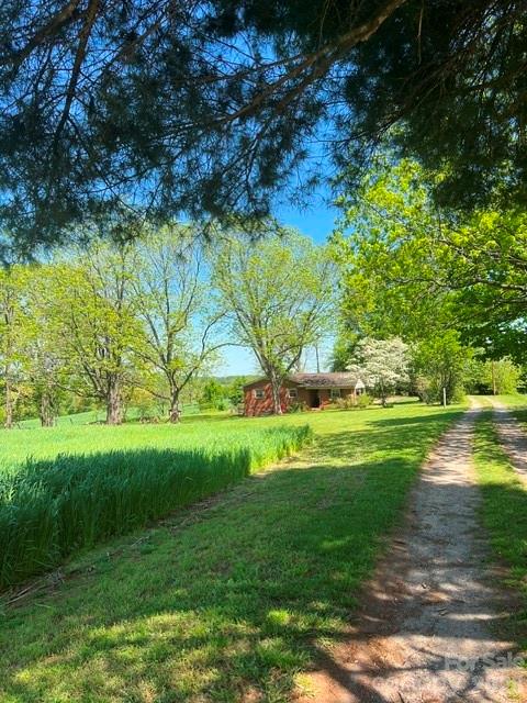 7804 Matthew Miller Road — Vale