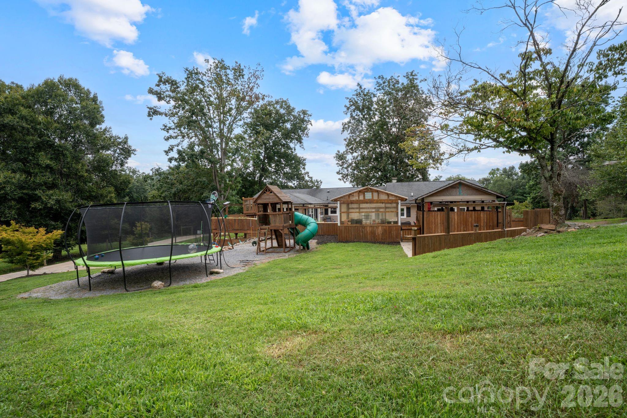 29 Pleasant Hill Road — Marion