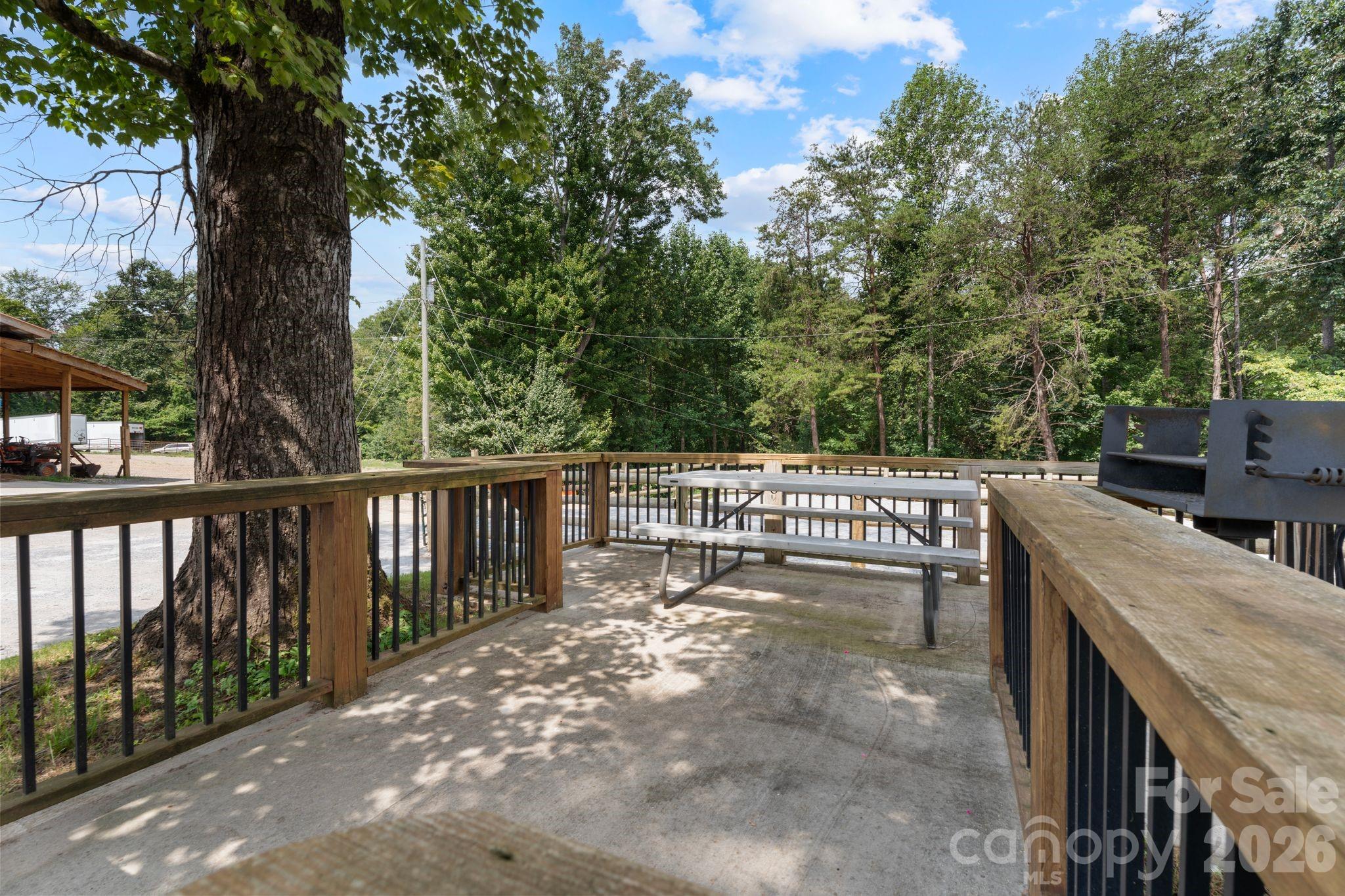 29 Pleasant Hill Road — Marion