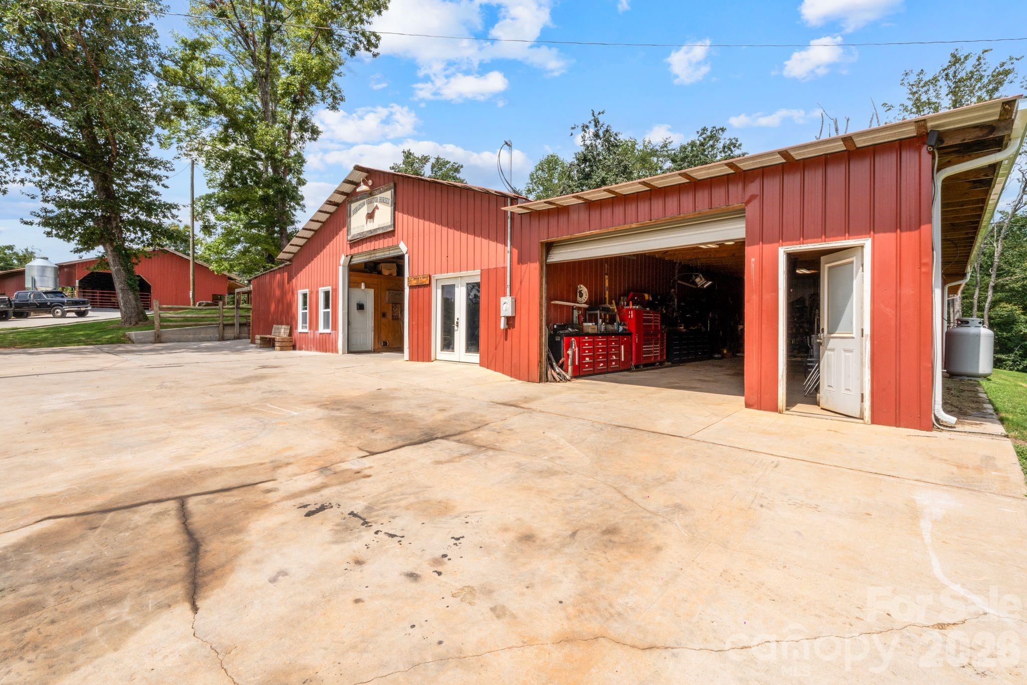 29 Pleasant Hill Road — Marion