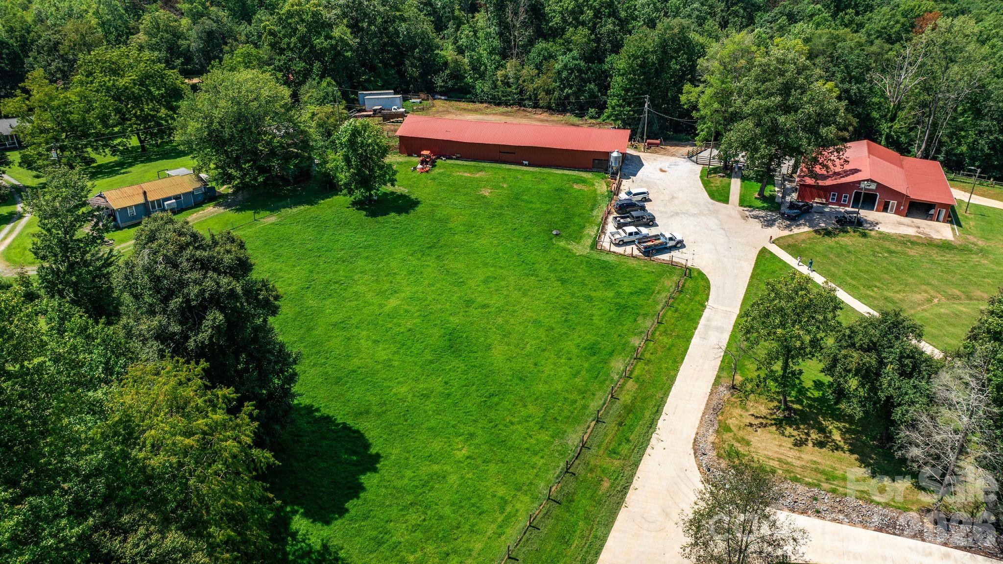 29 Pleasant Hill Road — Marion
