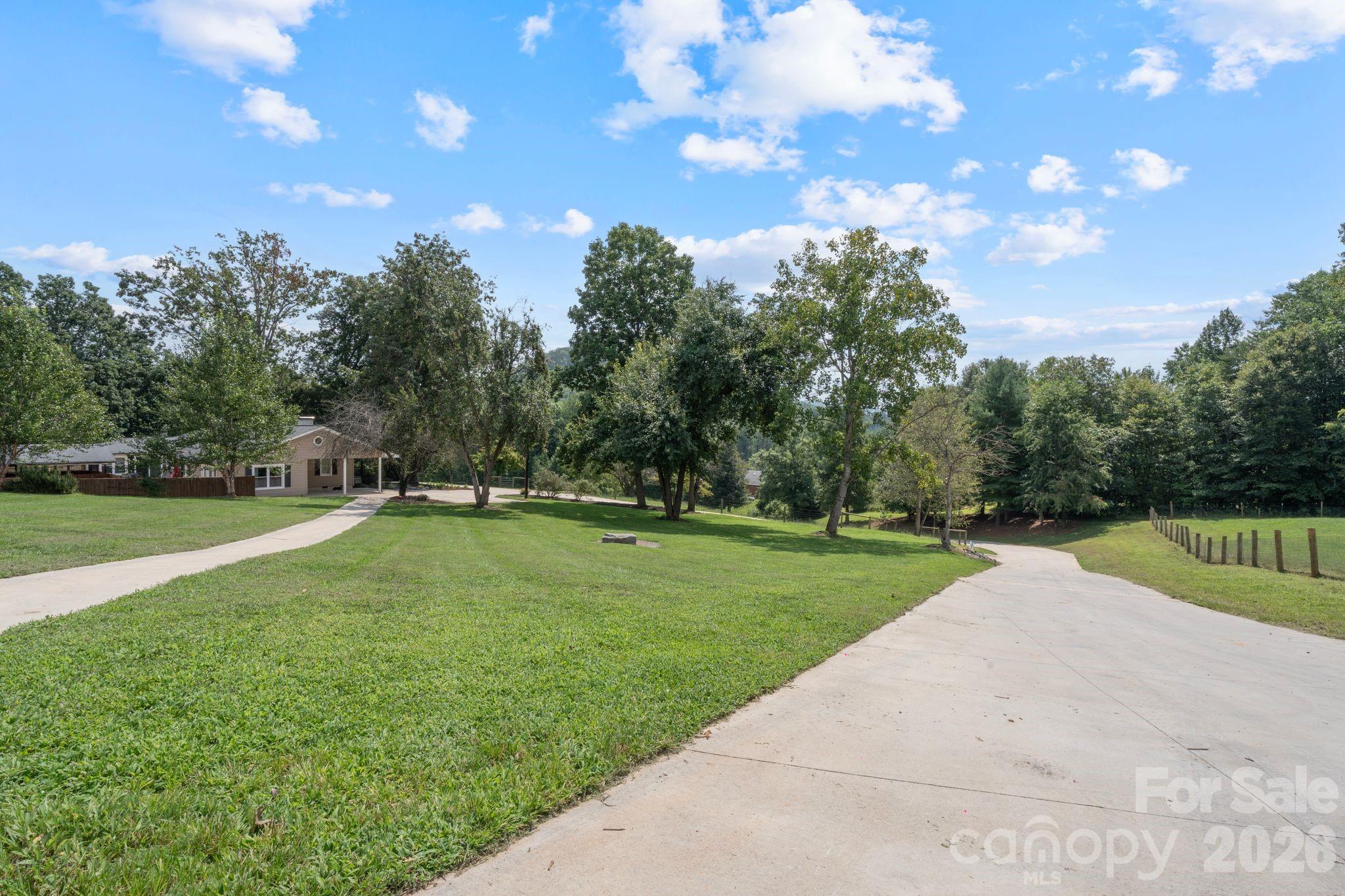 29 Pleasant Hill Road — Marion