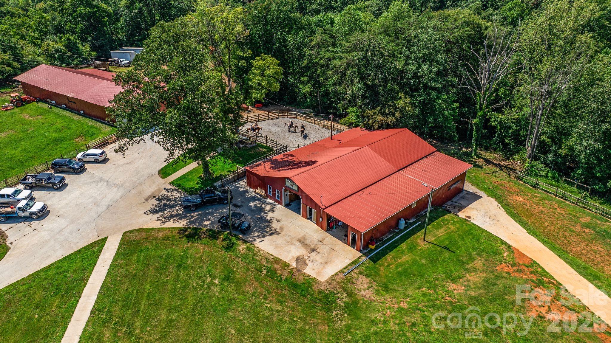 29 Pleasant Hill Road — Marion