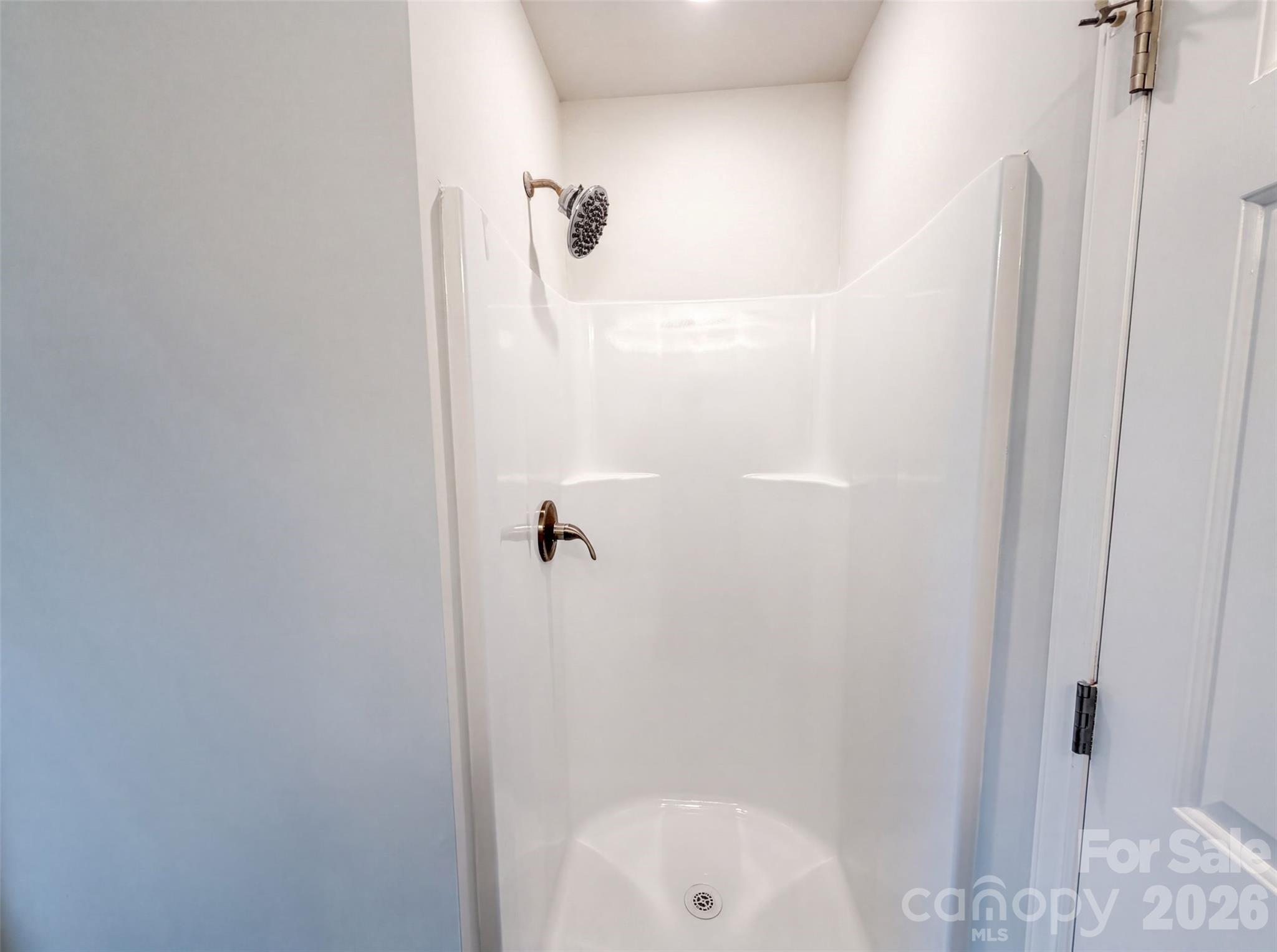 1604 Rocky Glen Lane — Charlotte
