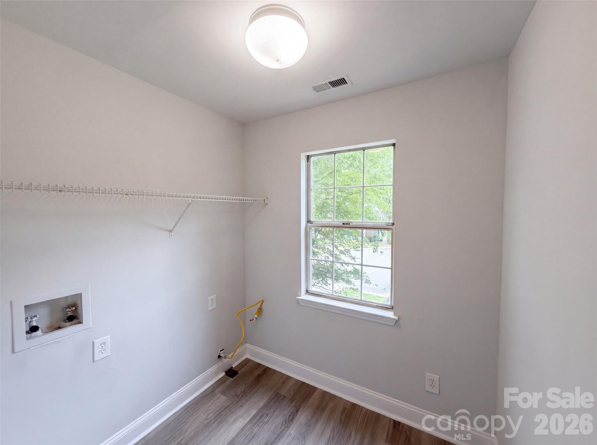 1604 Rocky Glen Lane — Charlotte