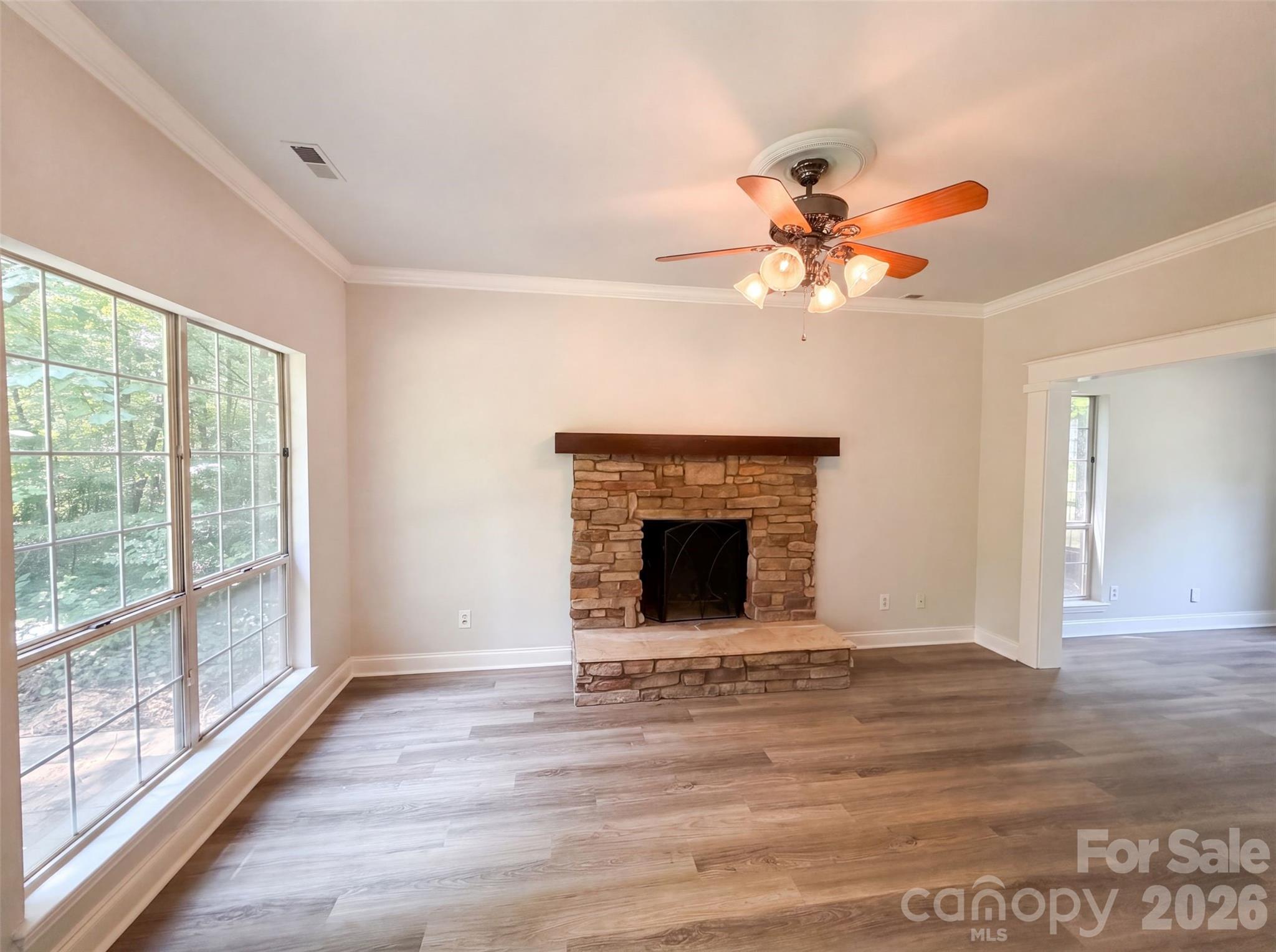 1604 Rocky Glen Lane — Charlotte