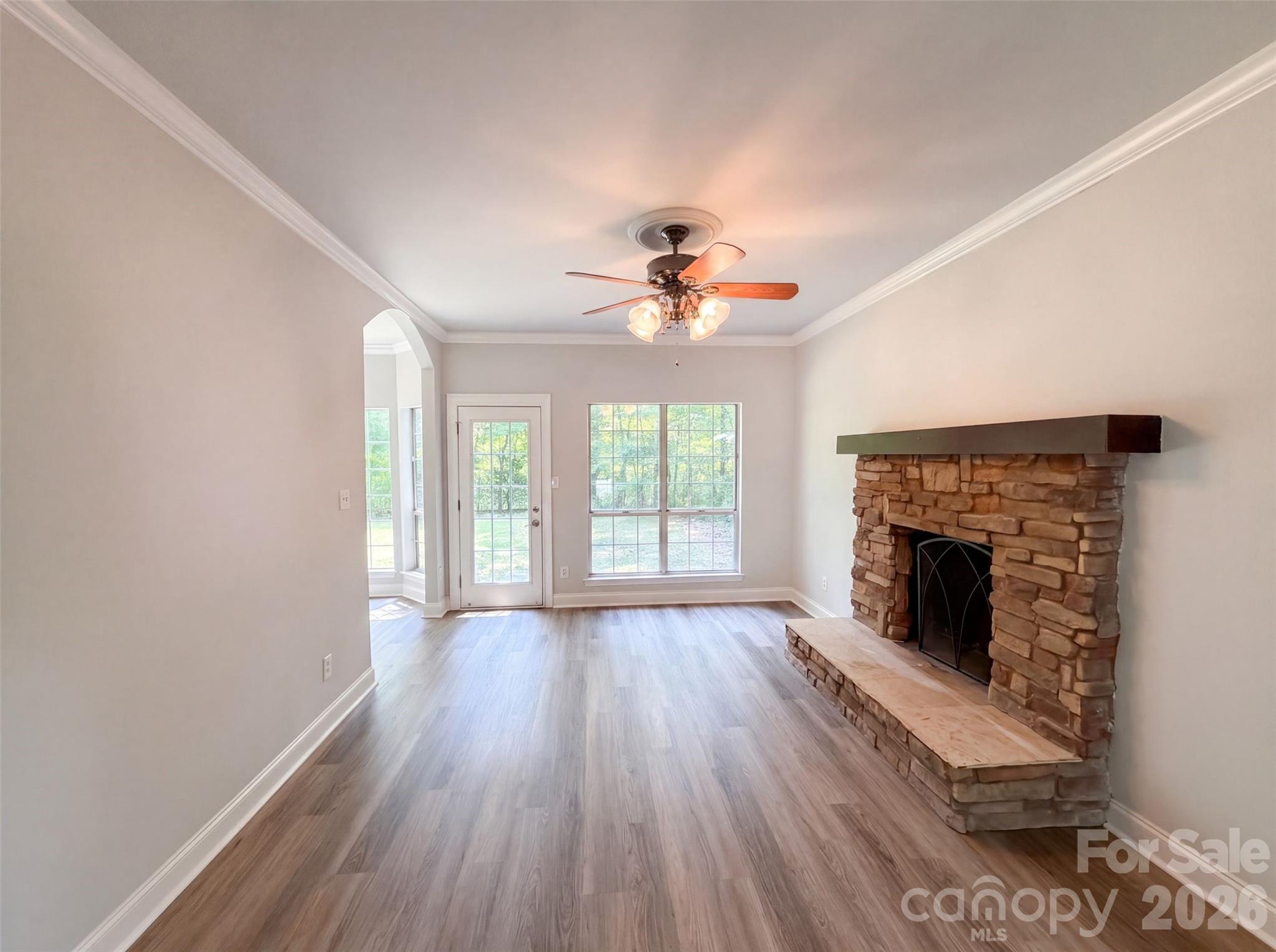 1604 Rocky Glen Lane — Charlotte