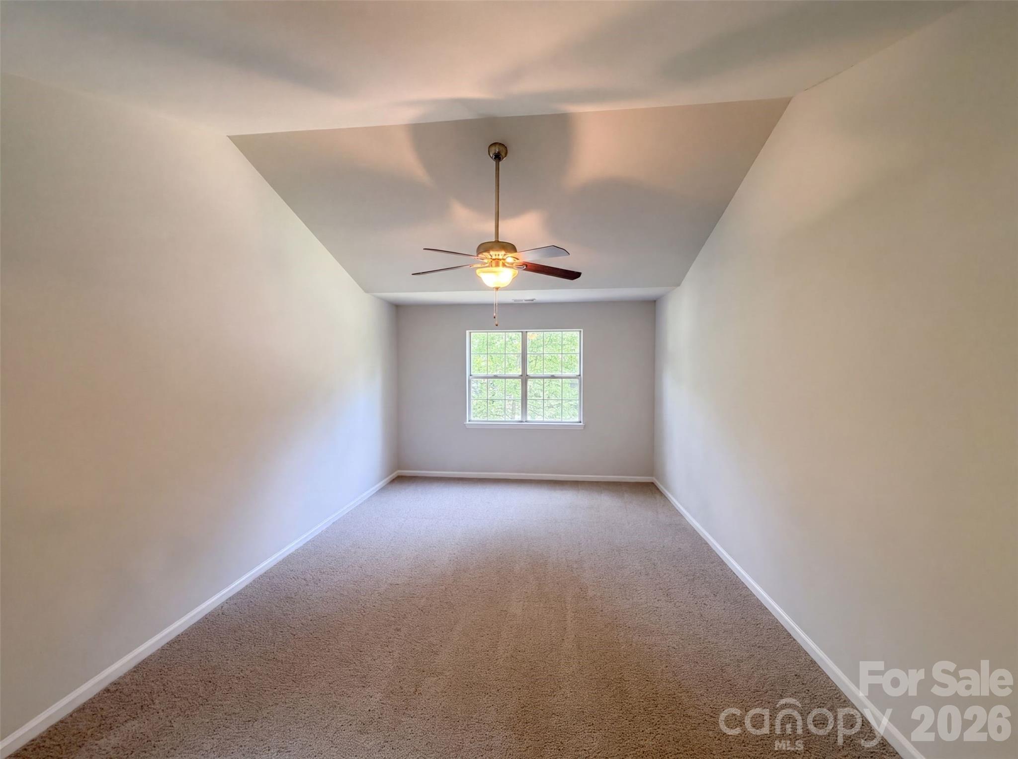 1604 Rocky Glen Lane — Charlotte