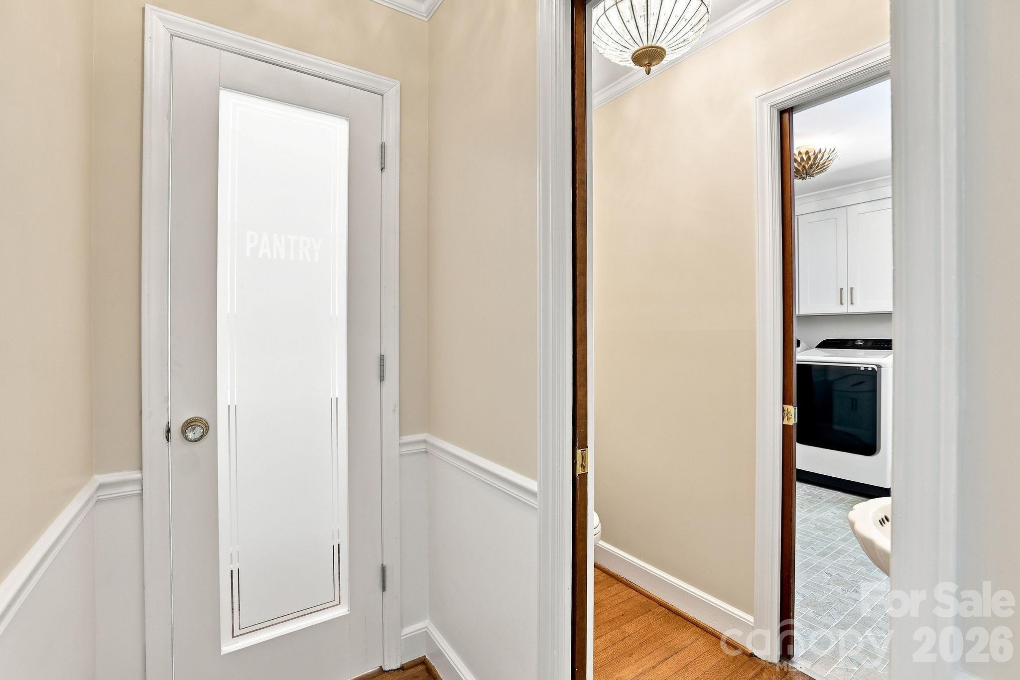 514 Belwood Drive — Belmont
