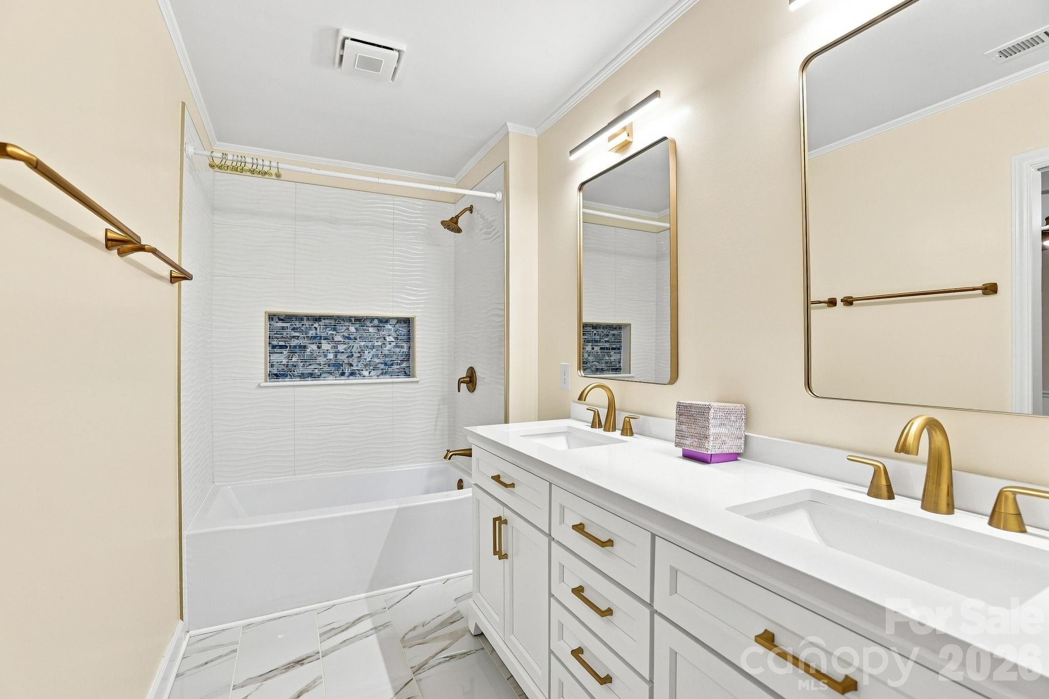 514 Belwood Drive — Belmont