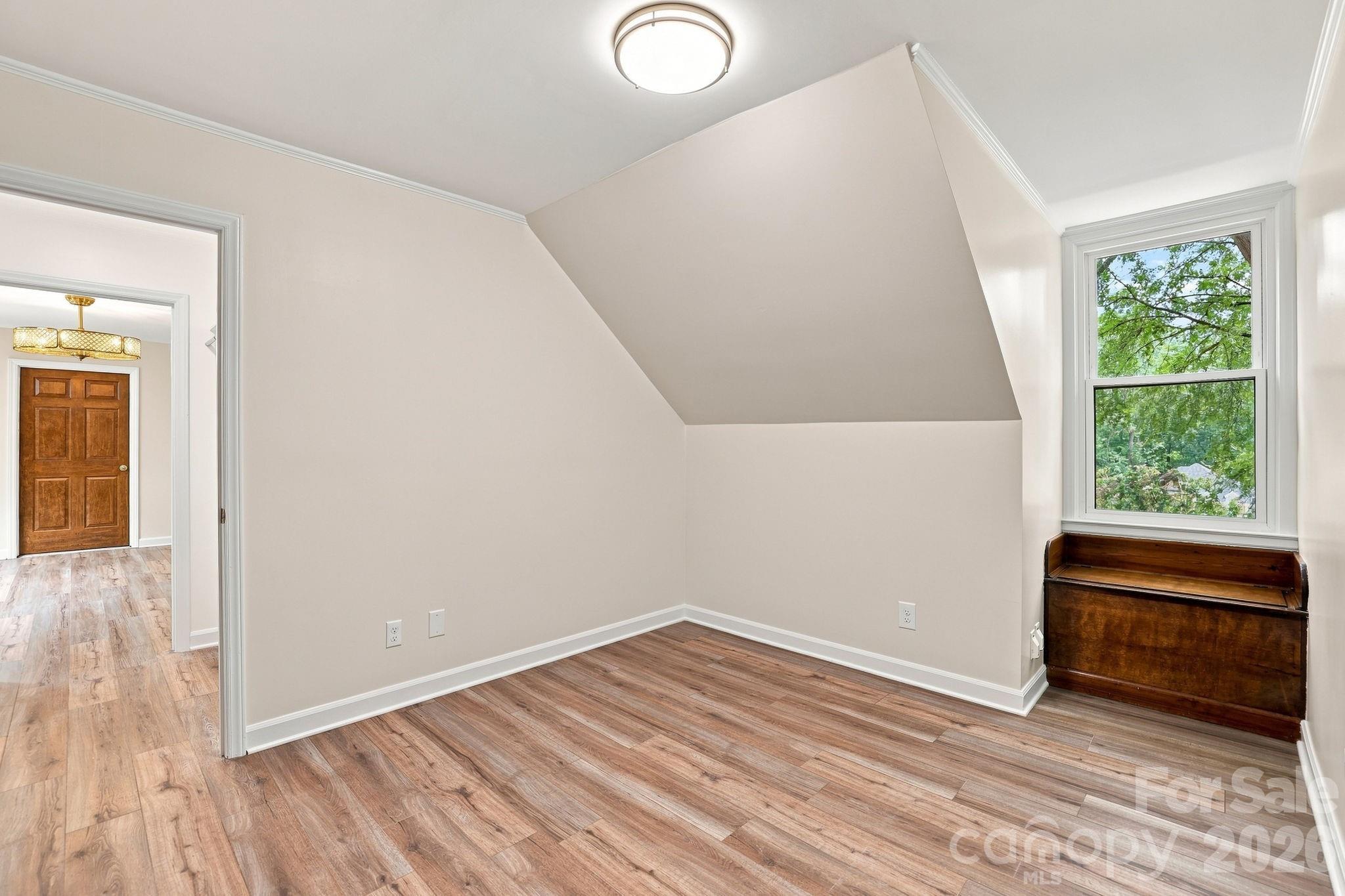 514 Belwood Drive — Belmont